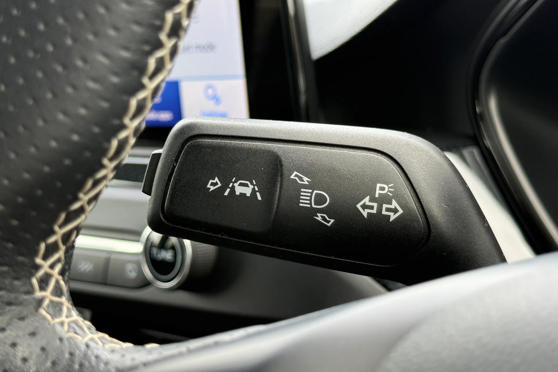 FORD FOCUS thumbnail image number 15