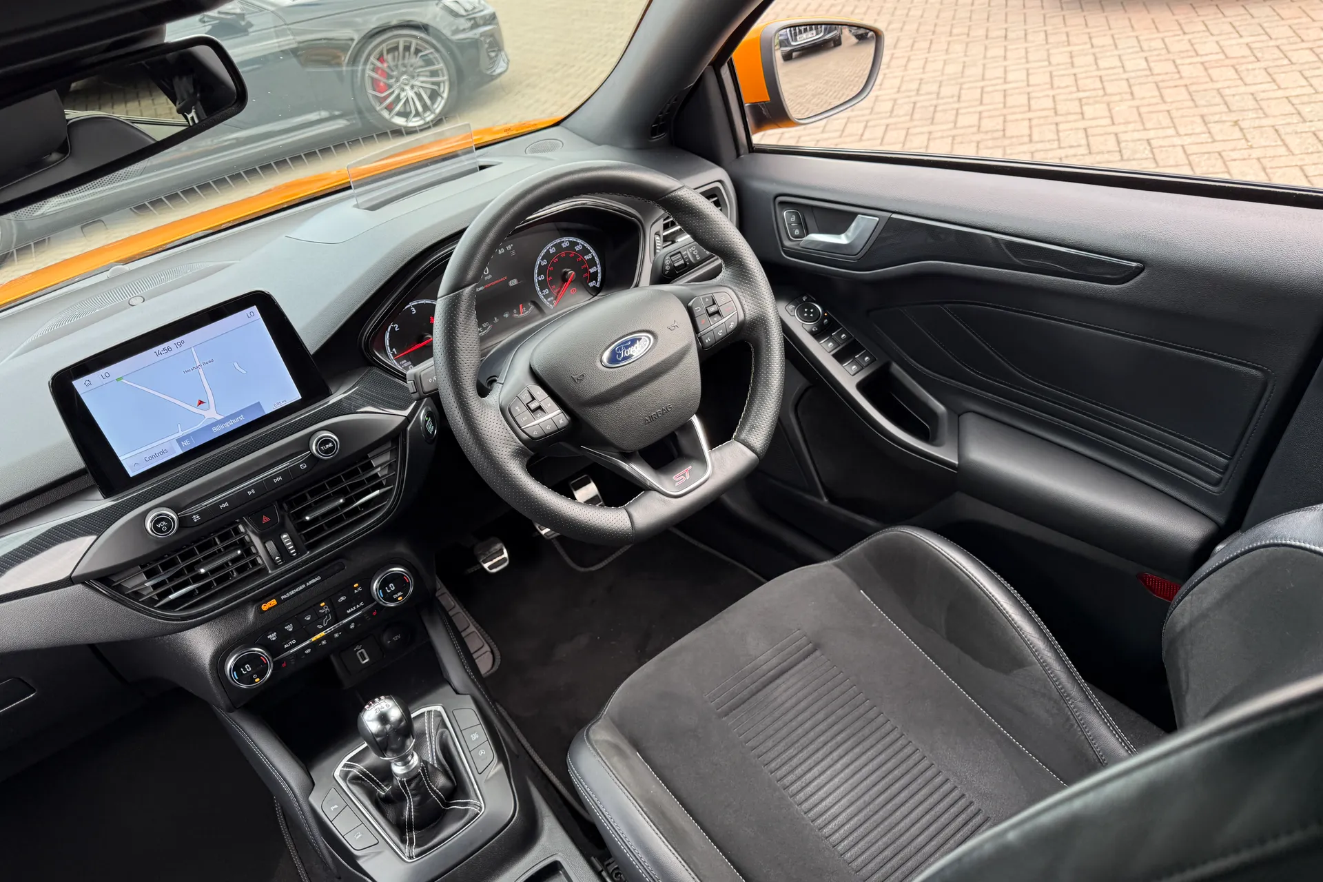 FORD FOCUS thumbnail image number 37