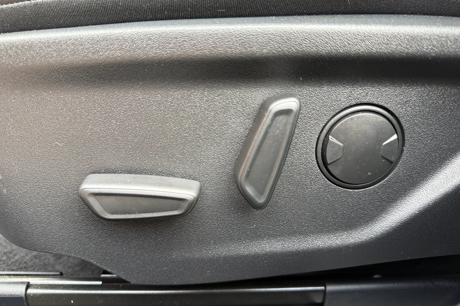 FORD FOCUS thumbnail image number 14