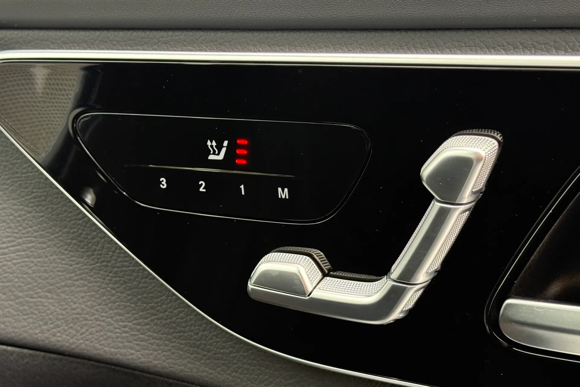 MERCEDES-BENZ C CLASS thumbnail image number 15