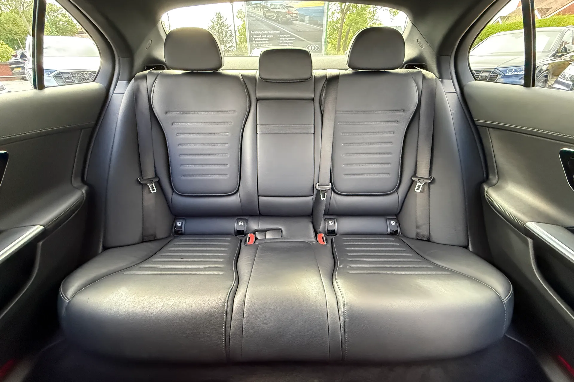 MERCEDES-BENZ C CLASS thumbnail image number 34