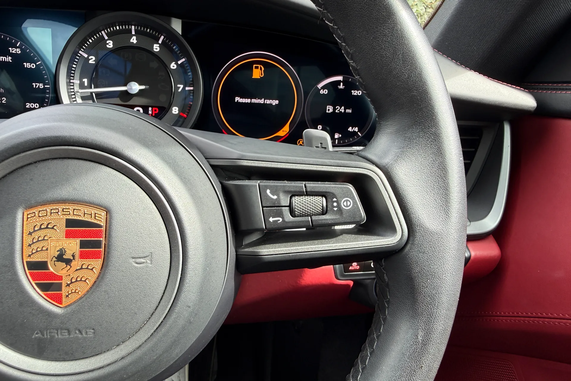 Porsche 911 thumbnail image number 44
