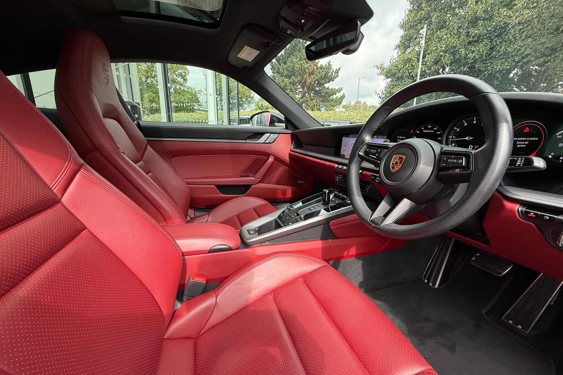 Porsche 911 thumbnail image number 37