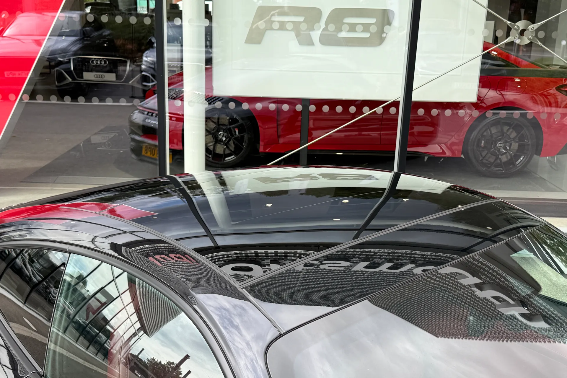 Porsche 911 thumbnail image number 18