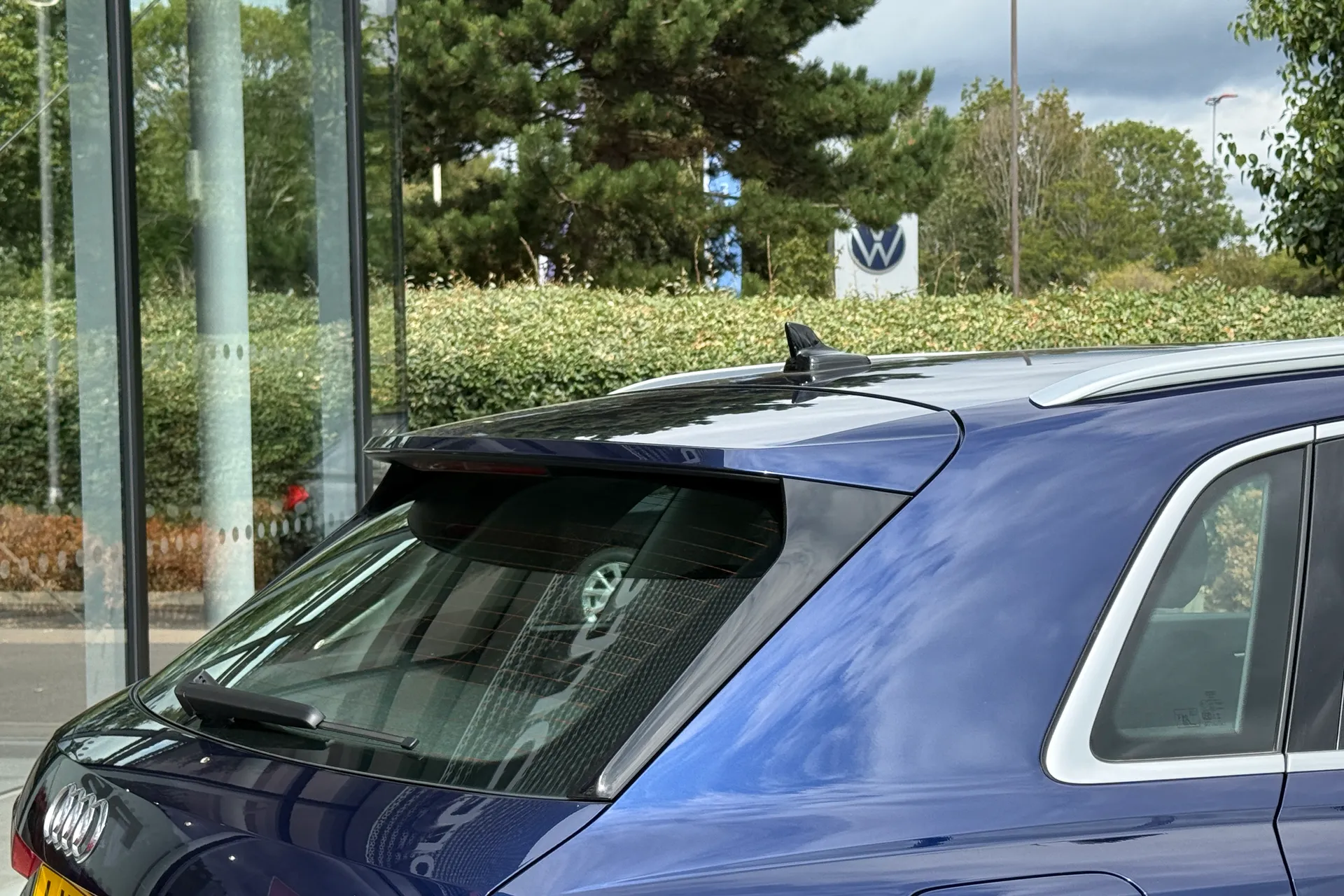 Audi Q3 thumbnail image number 35