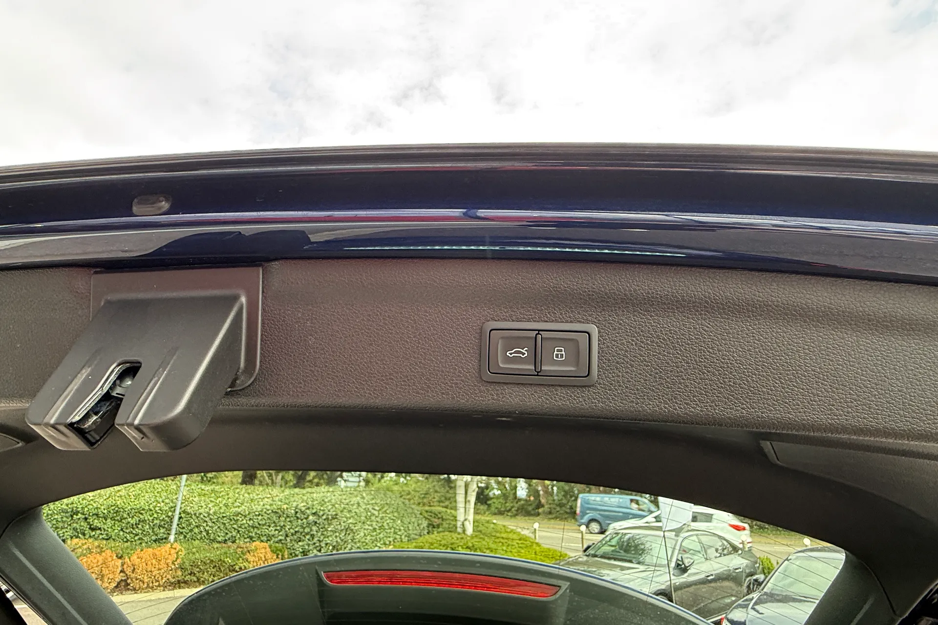 Audi Q3 thumbnail image number 42