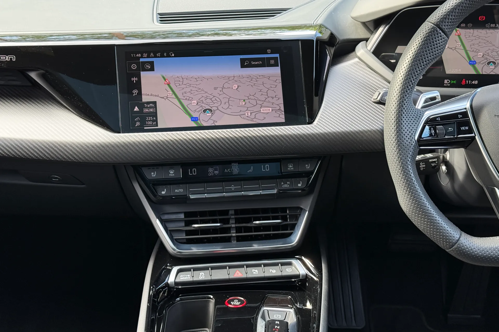 Audi e-tron GT thumbnail image number 36