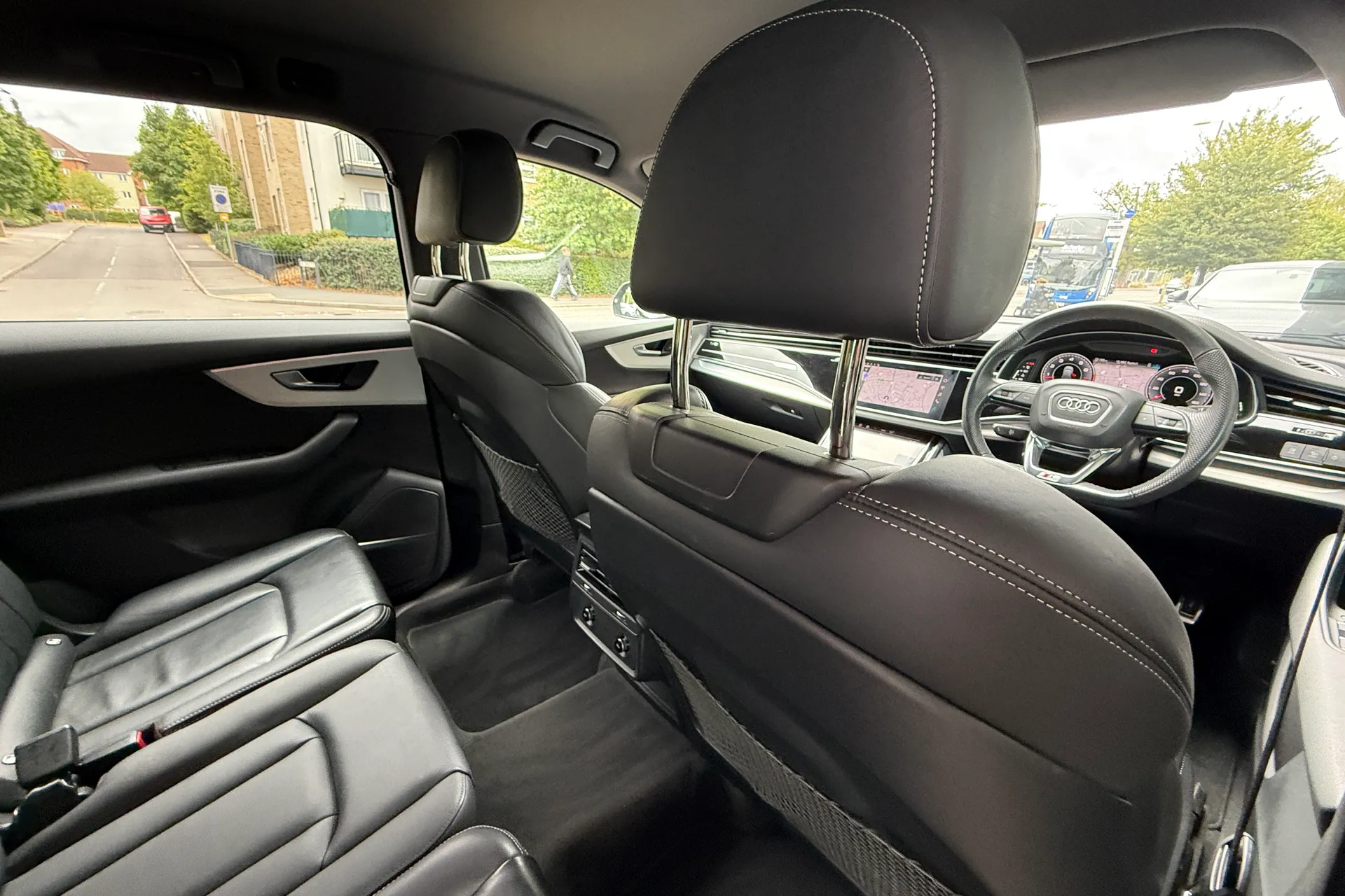 Audi Q7 thumbnail image number 39
