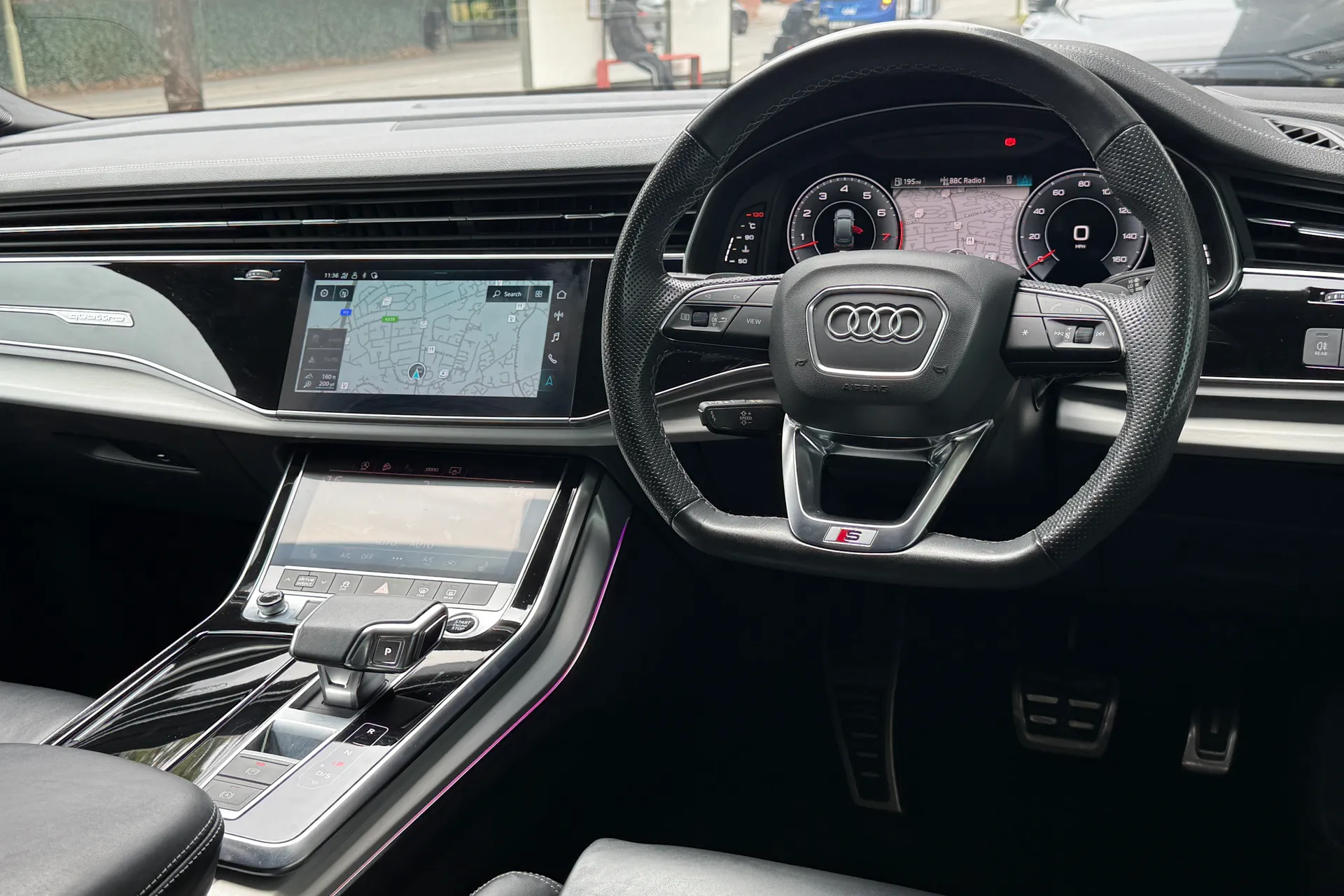 Audi Q7 thumbnail image number 38