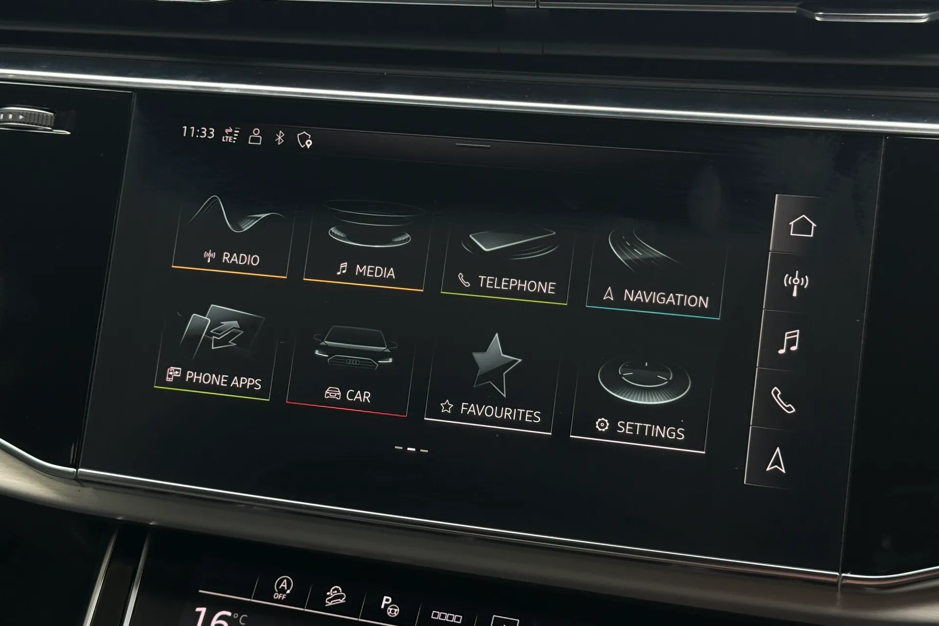 Audi Q7 thumbnail image number 17