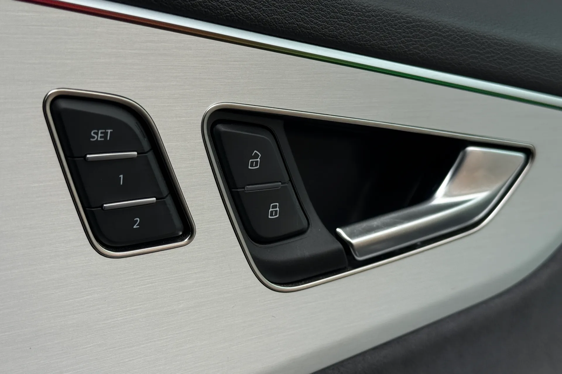 Audi Q7 thumbnail image number 31