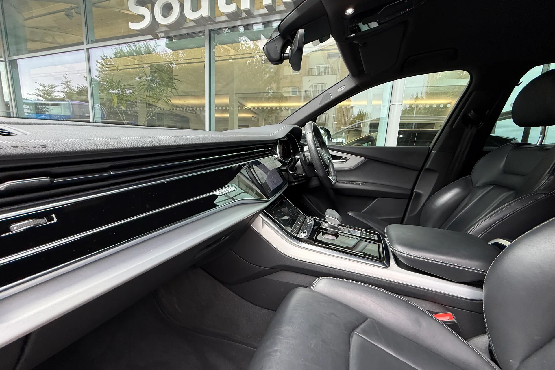 Audi Q7 thumbnail image number 55