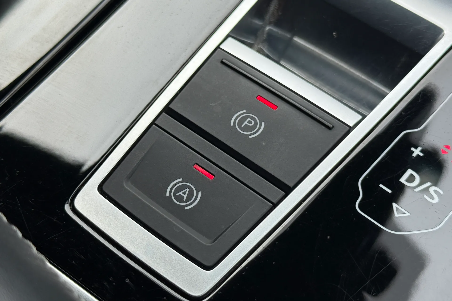 Audi Q7 thumbnail image number 25