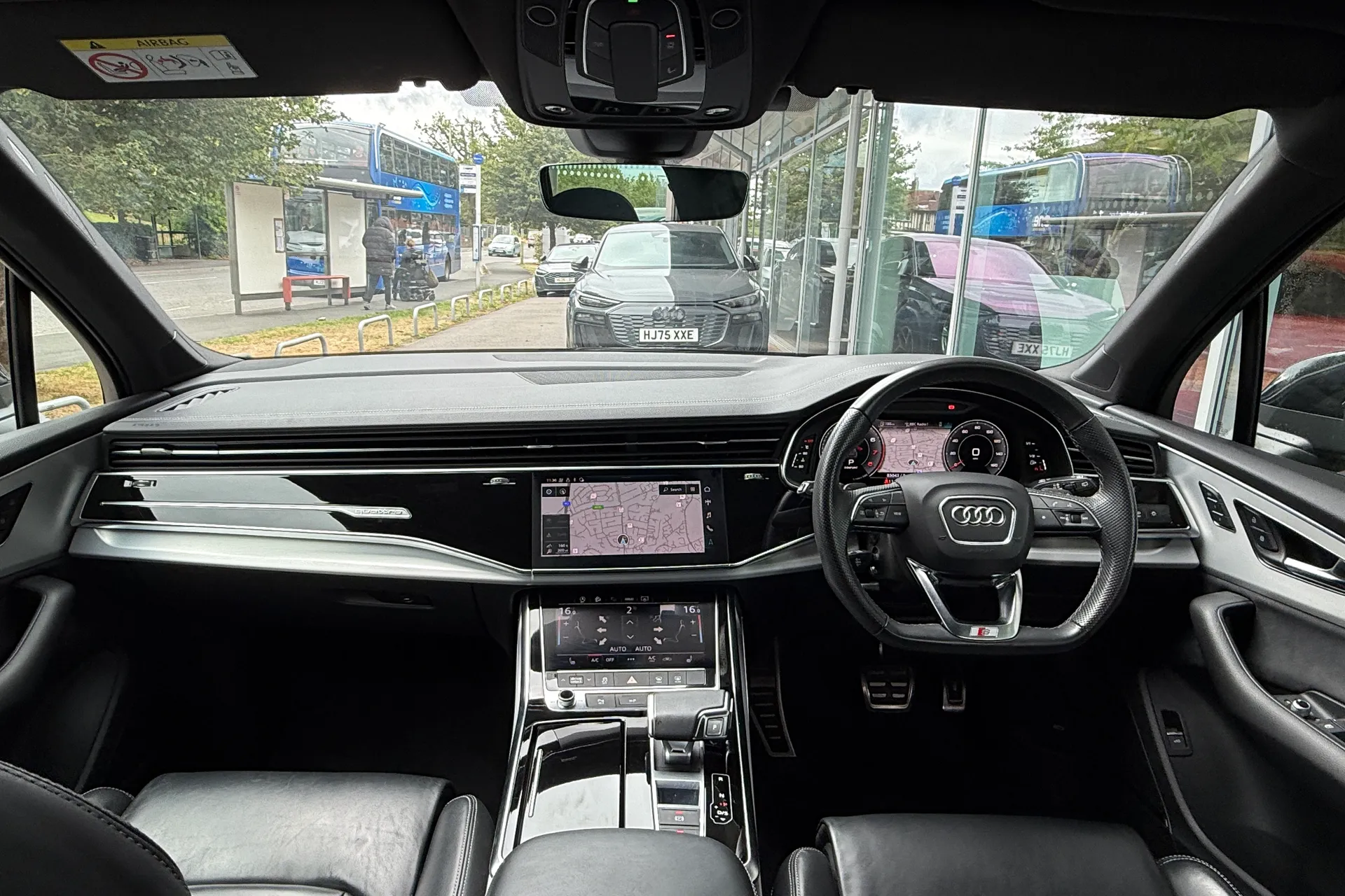 Audi Q7 thumbnail image number 3