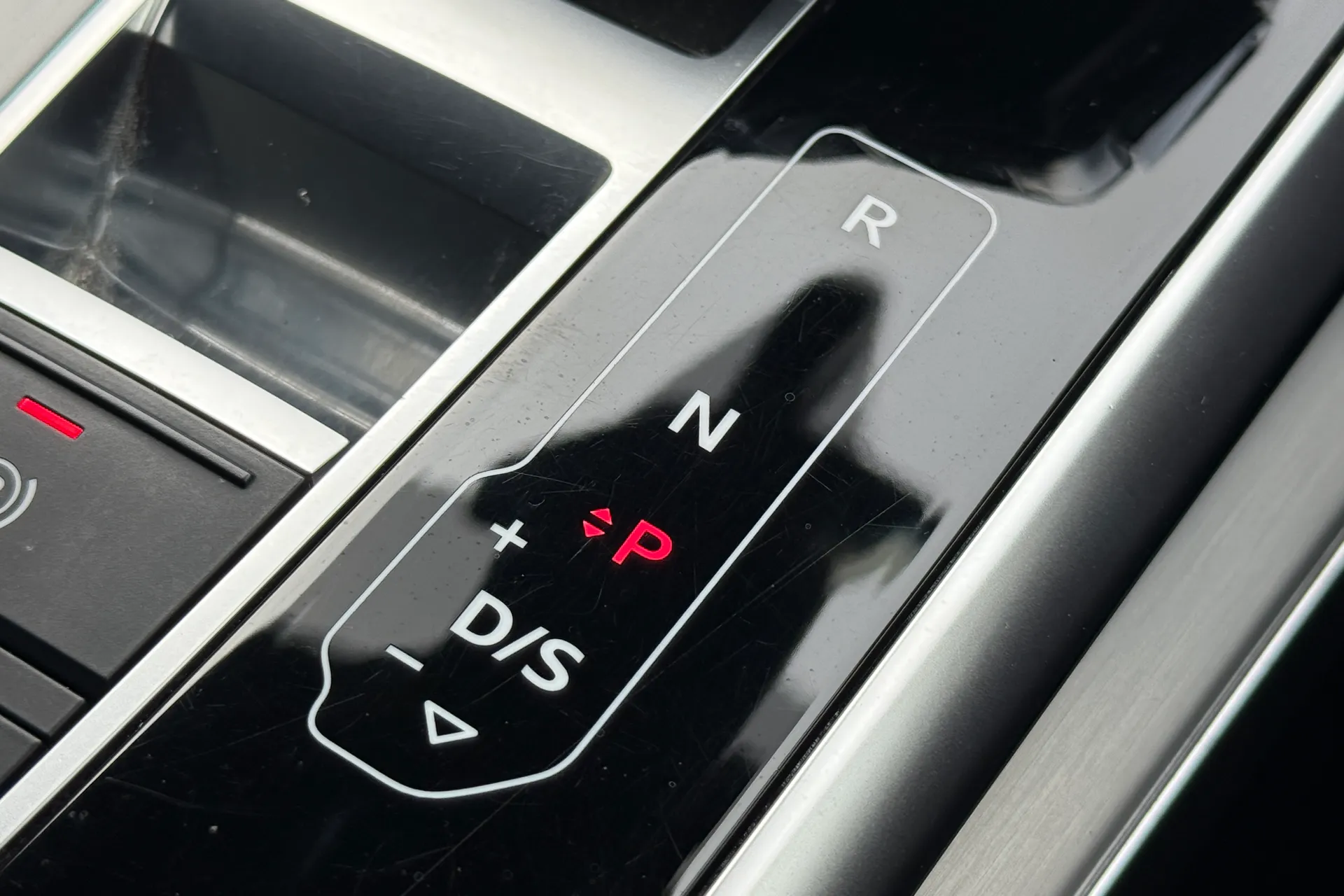 Audi Q7 thumbnail image number 24