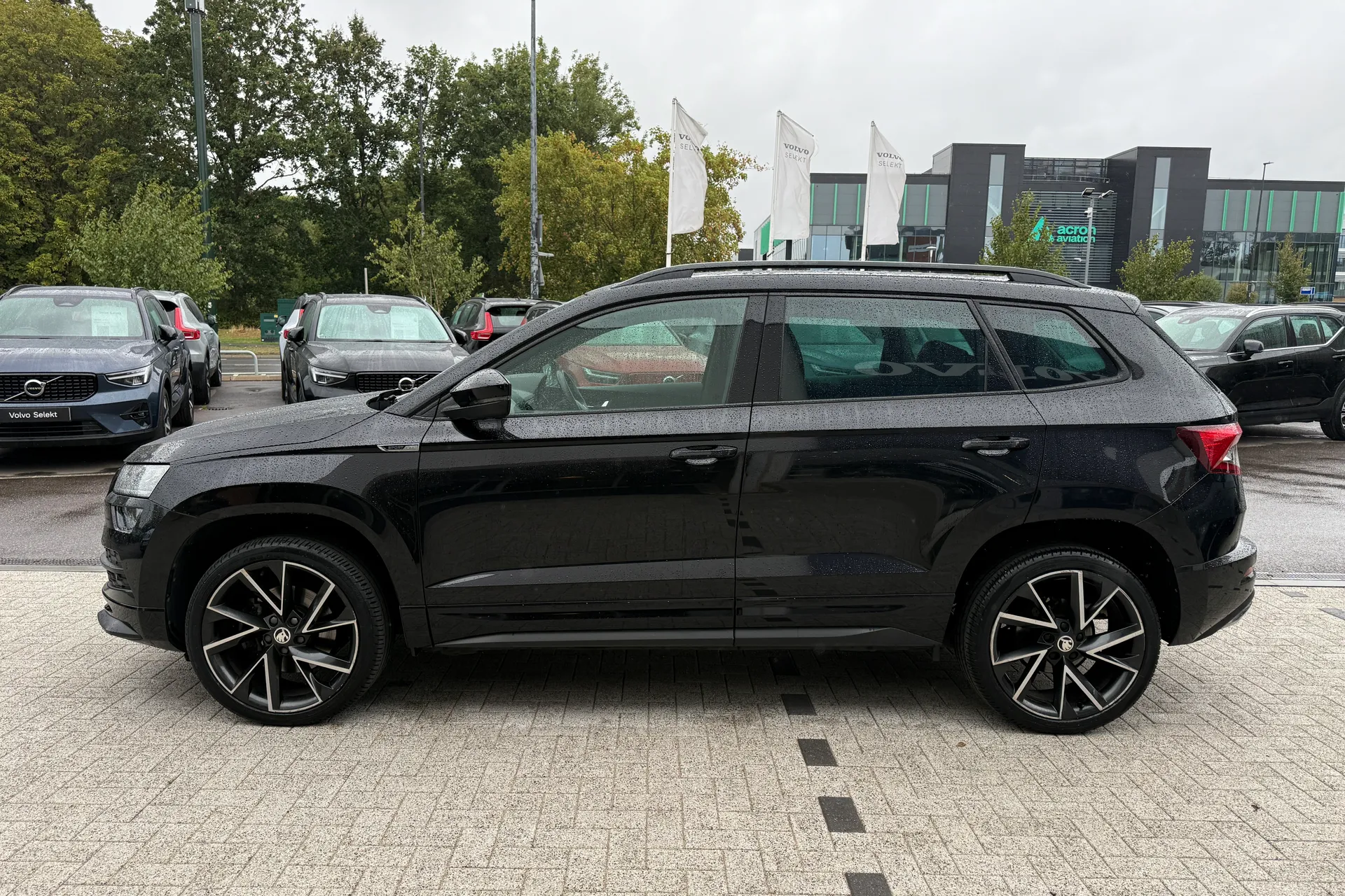 SKODA KAROQ thumbnail image number 11