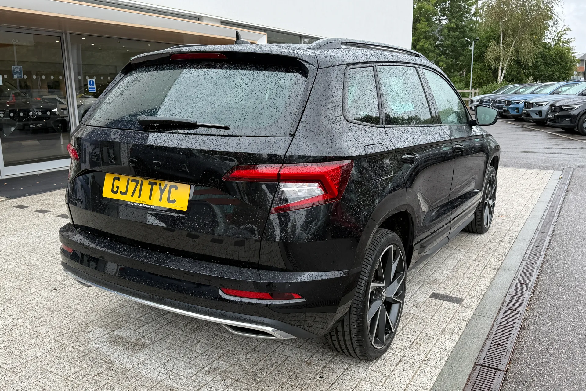 SKODA KAROQ thumbnail image number 8