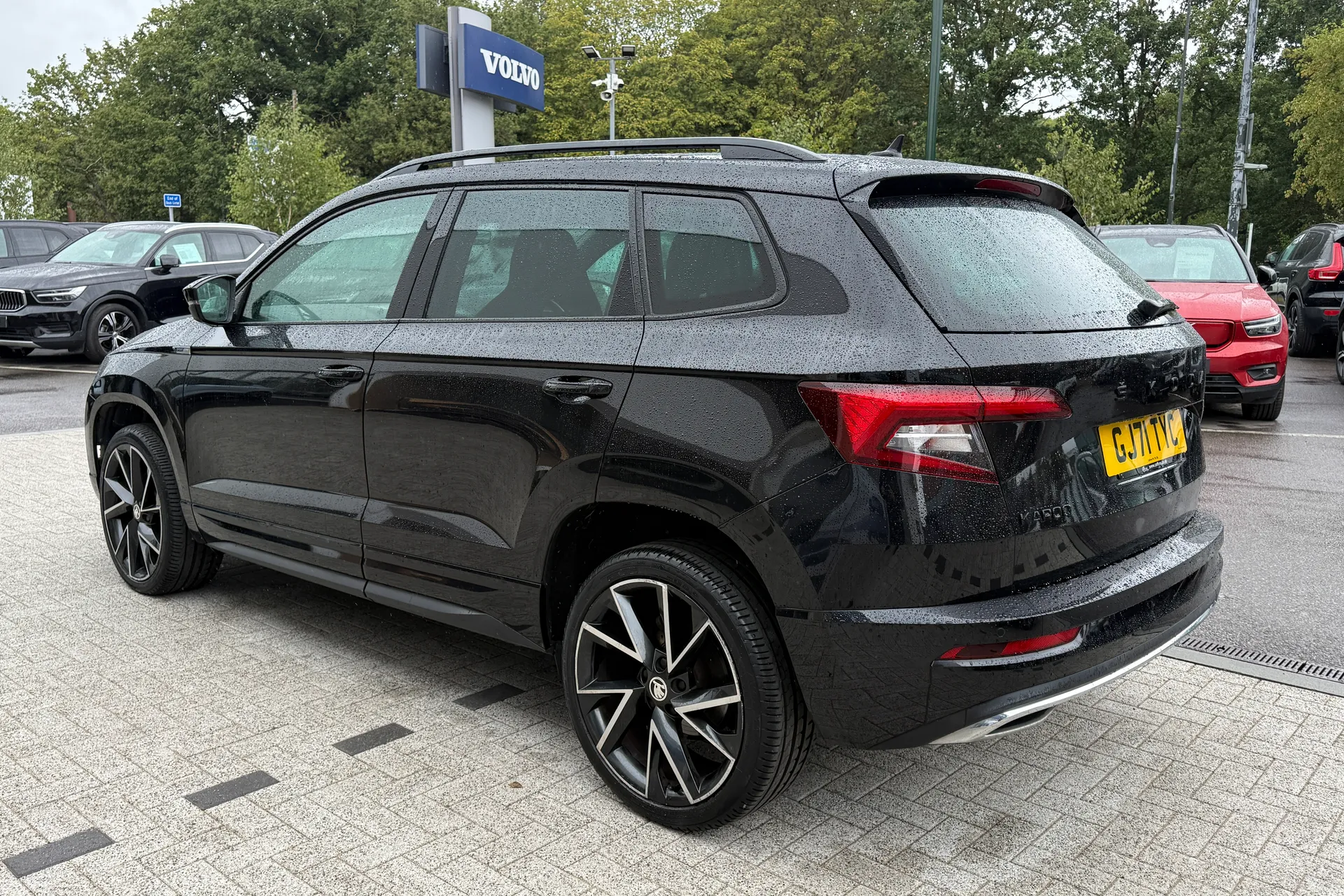 SKODA KAROQ thumbnail image number 10