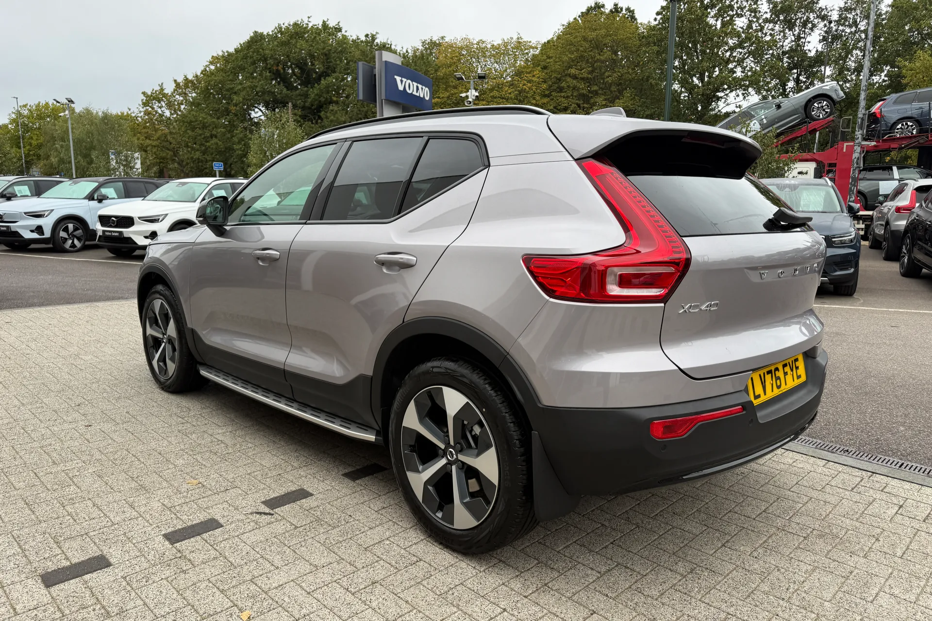 Volvo XC40 thumbnail image number 10