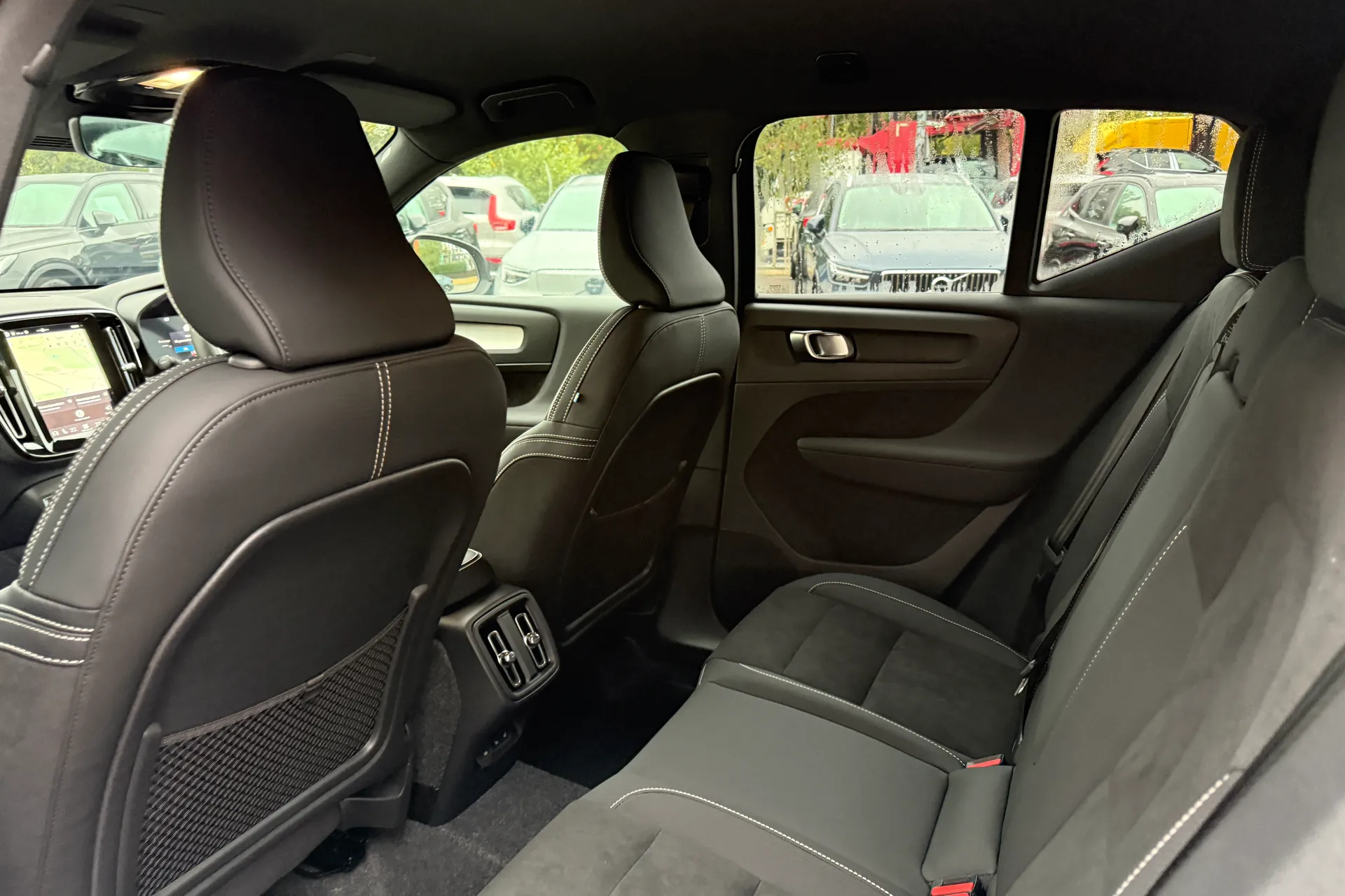 Volvo XC40 thumbnail image number 29