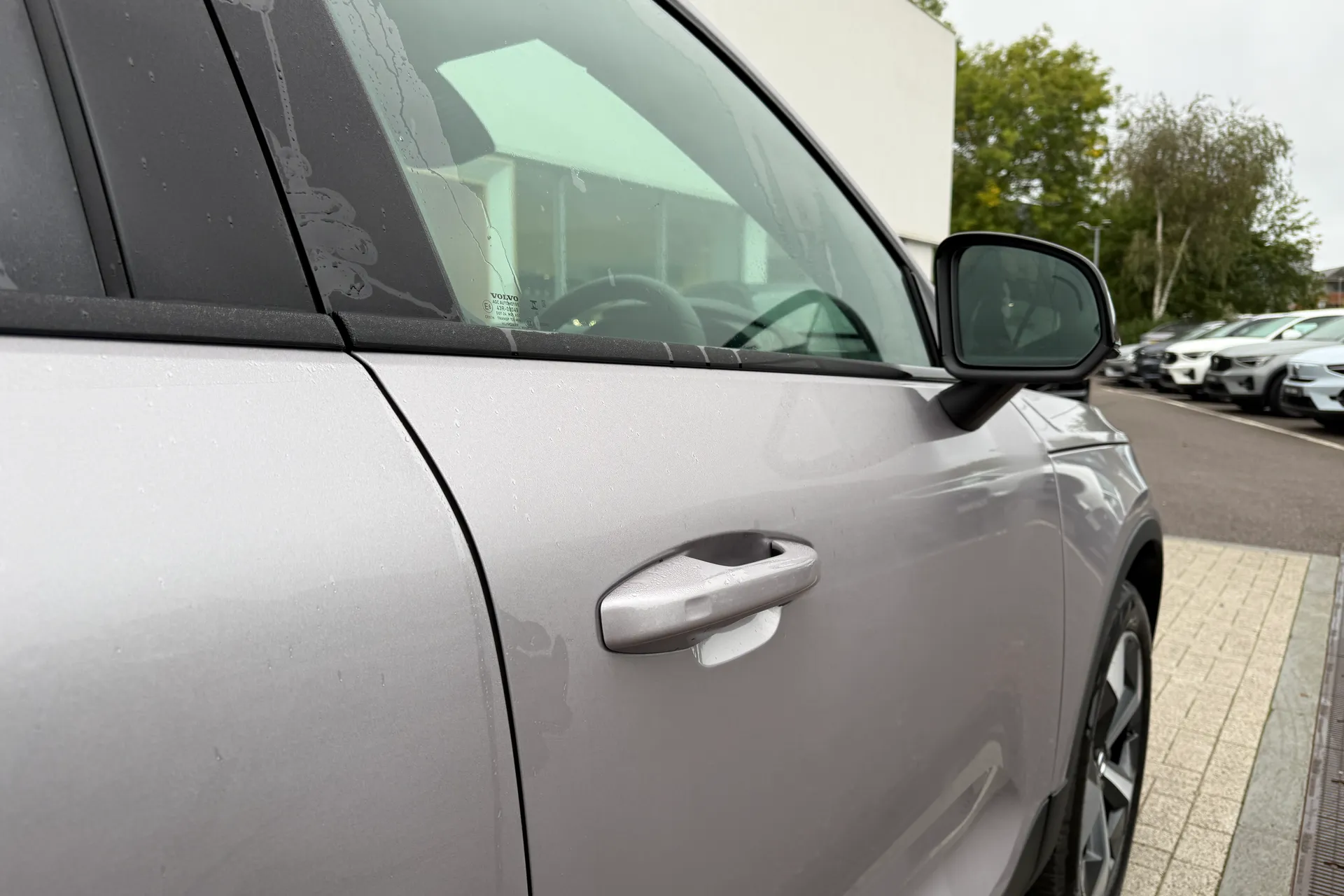 Volvo XC40 thumbnail image number 15