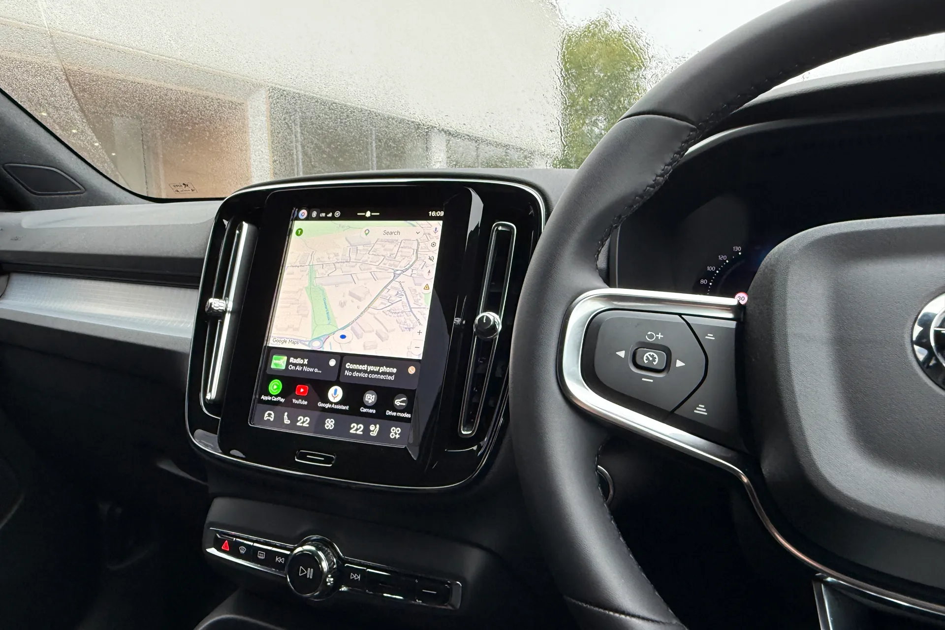 Volvo XC40 thumbnail image number 35
