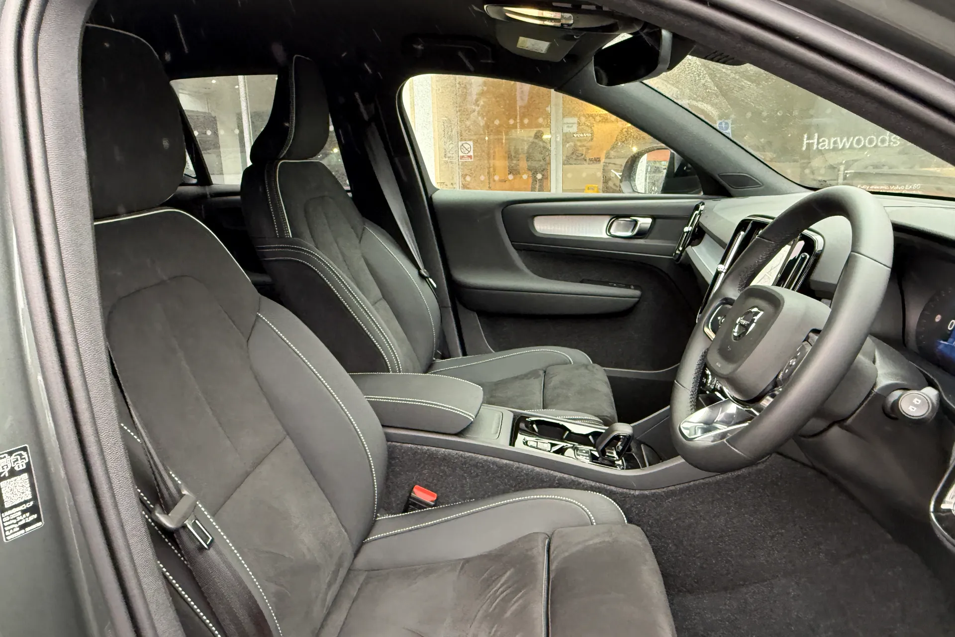 Volvo XC40 thumbnail image number 26