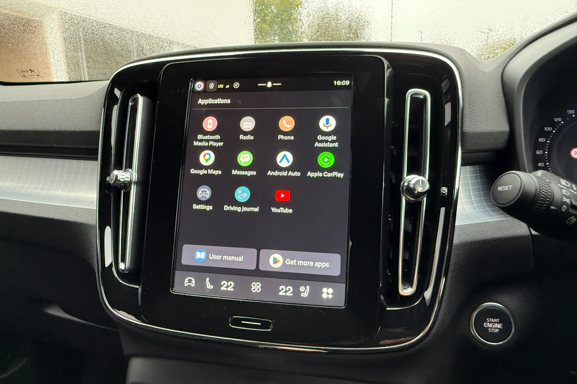 Volvo XC40 thumbnail image number 39
