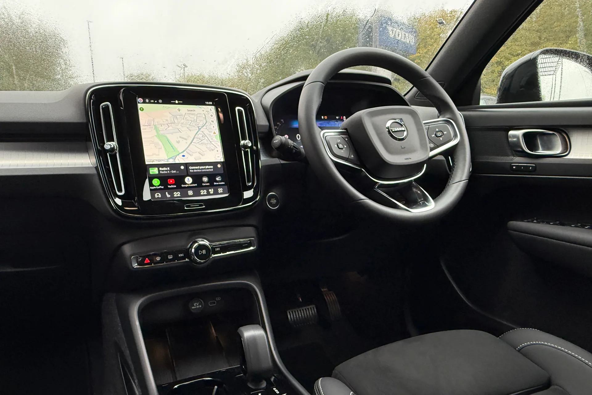 Volvo XC40 thumbnail image number 34