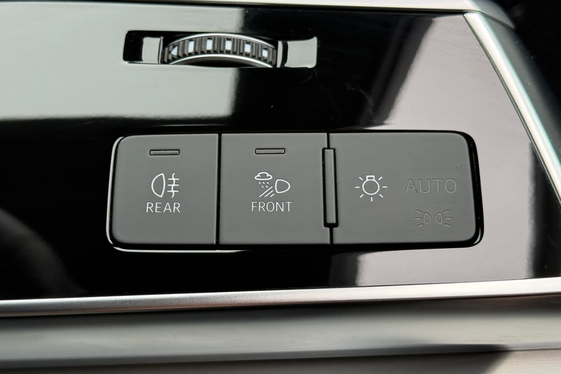 Audi Q7 thumbnail image number 31