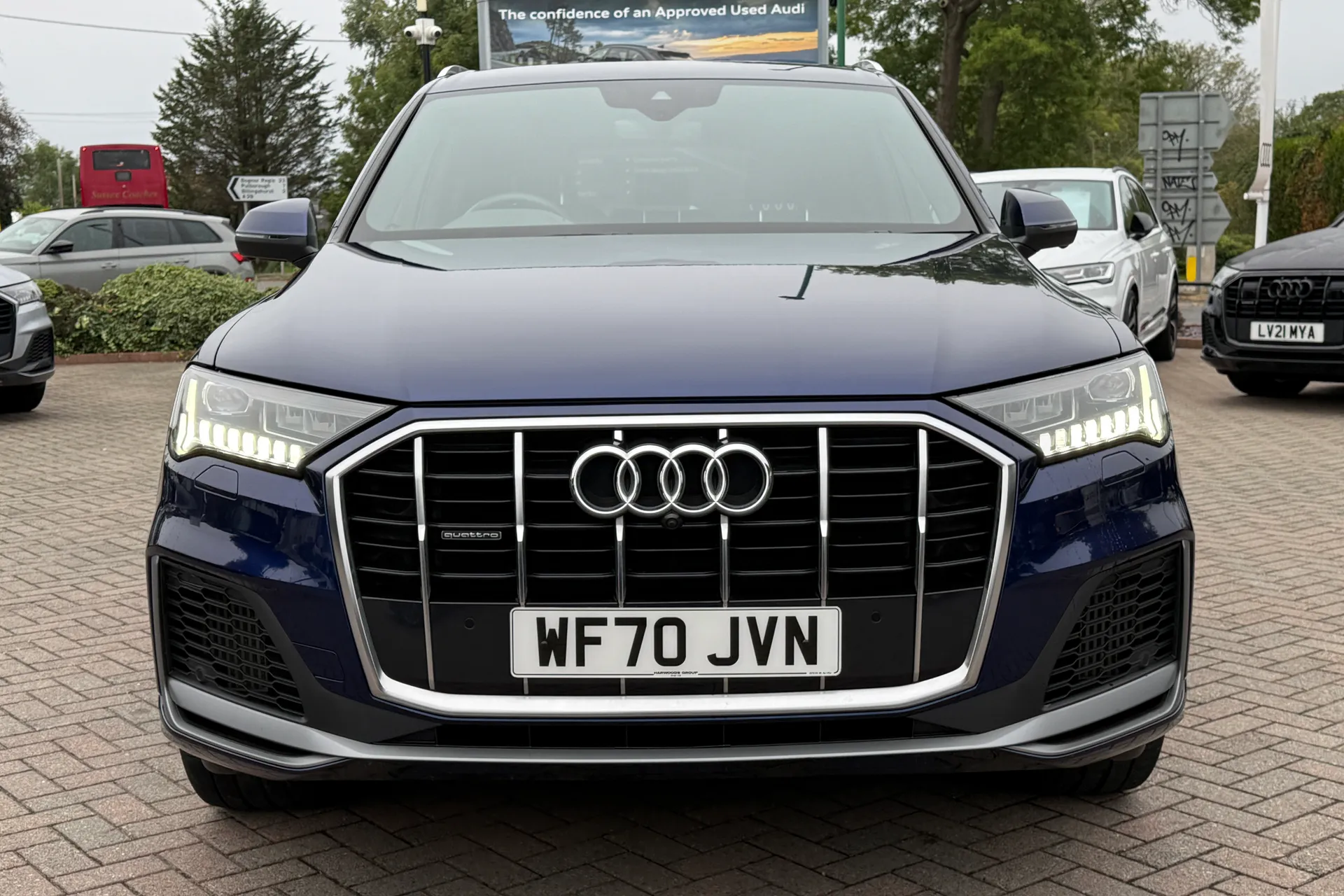 Audi Q7 thumbnail image number 33