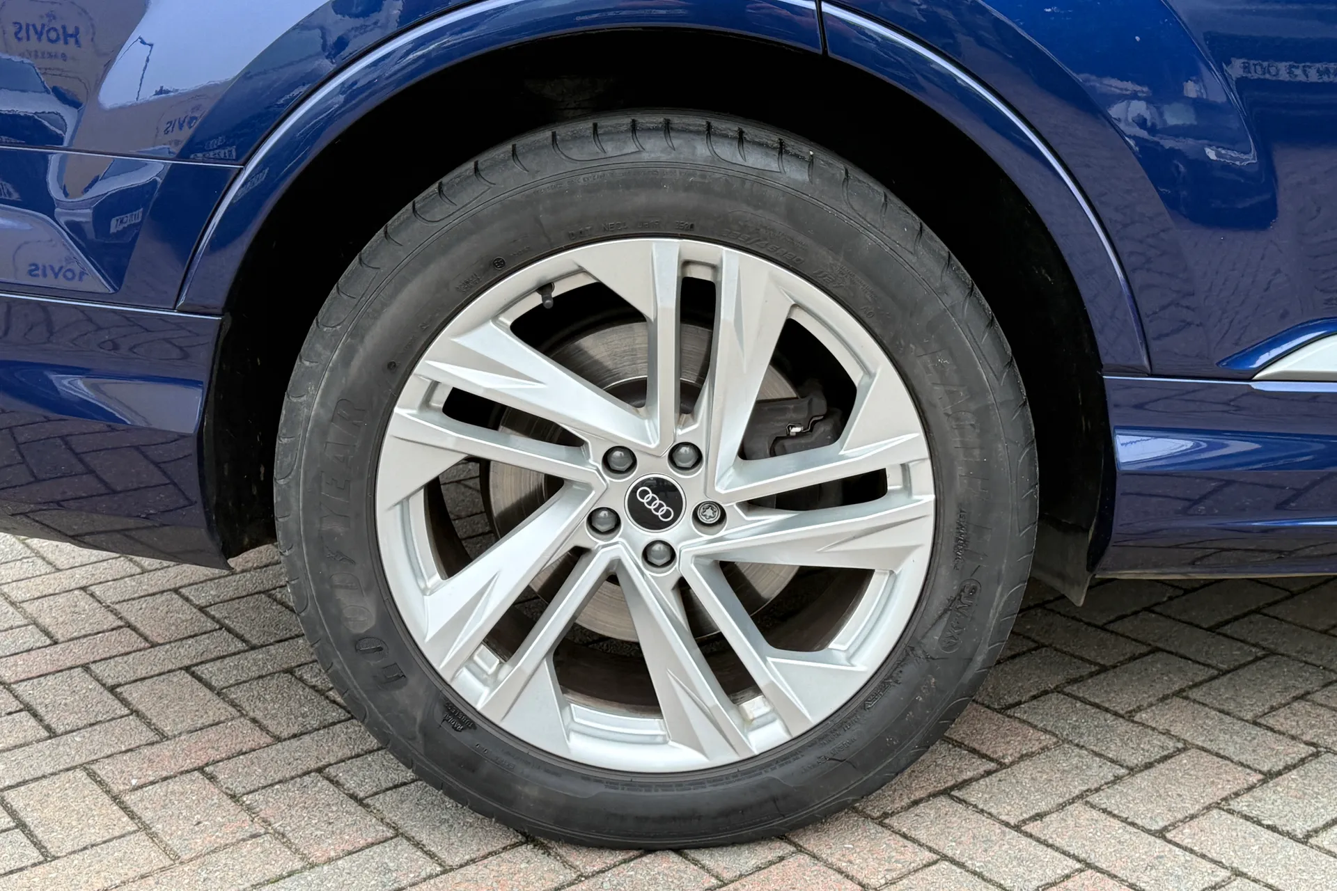 Audi Q7 thumbnail image number 56