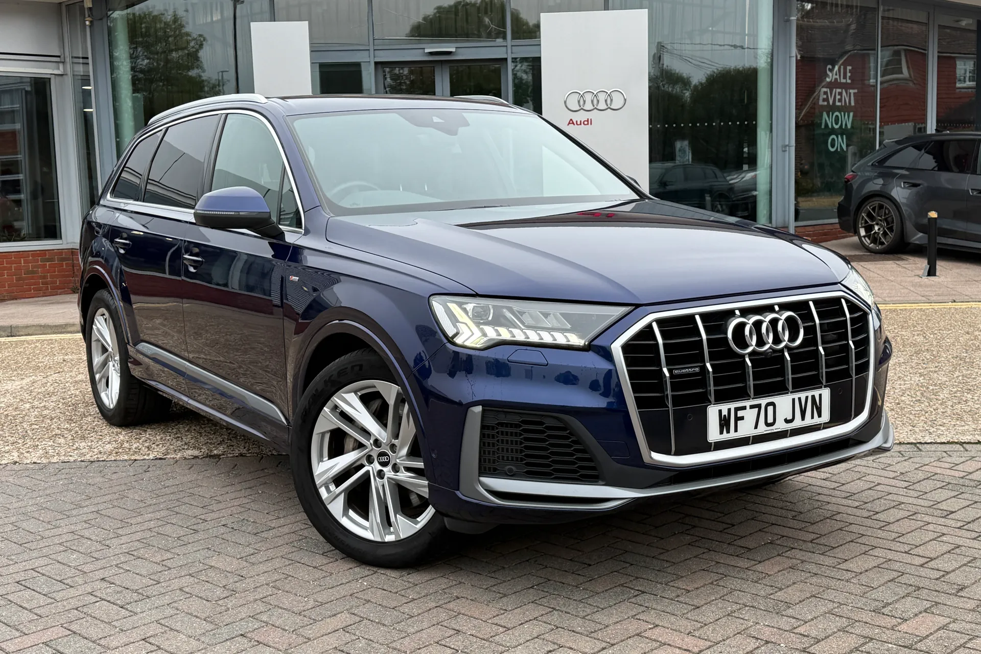 Audi Q7 thumbnail image number 32