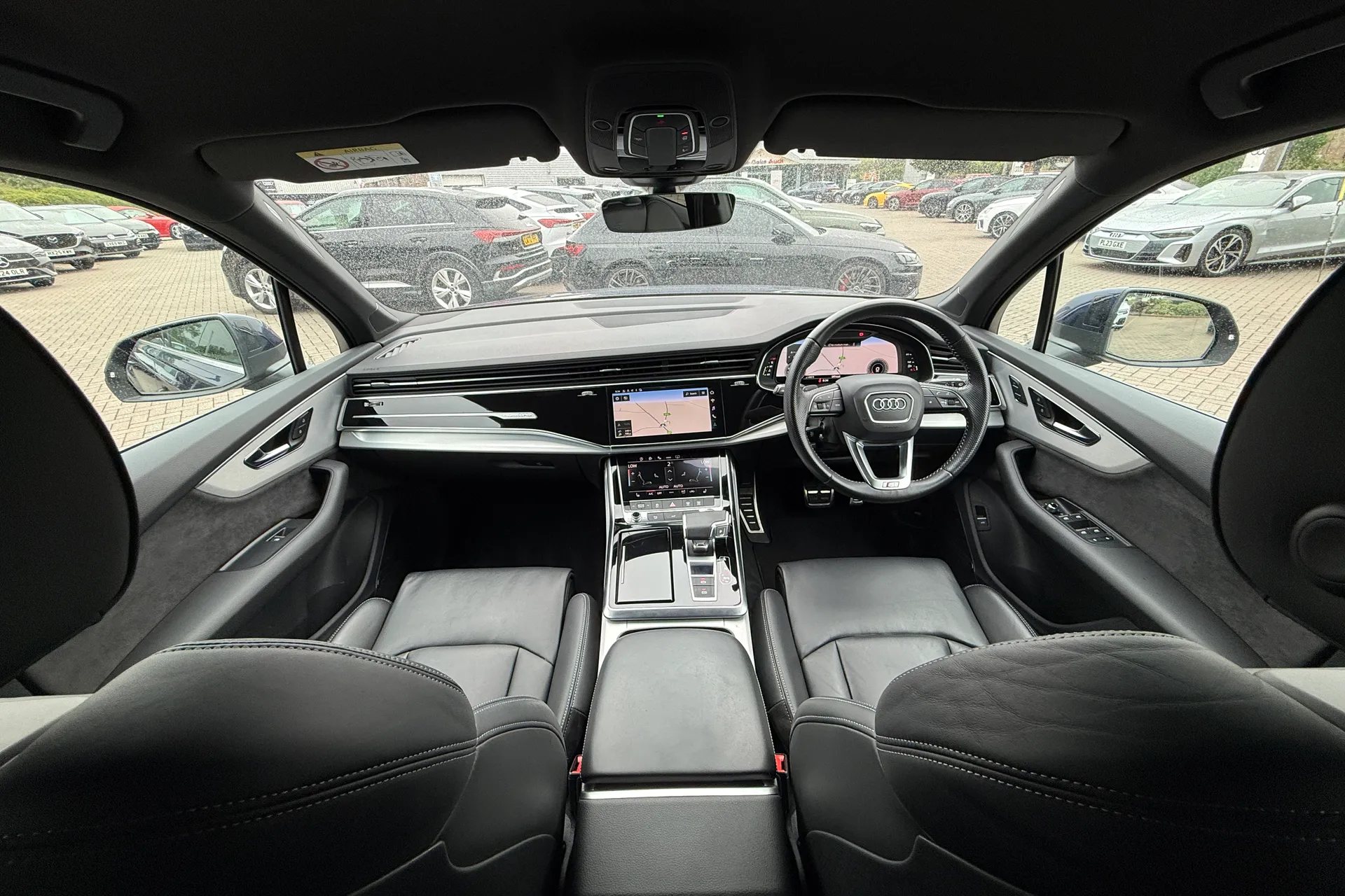 Audi Q7 thumbnail image number 3