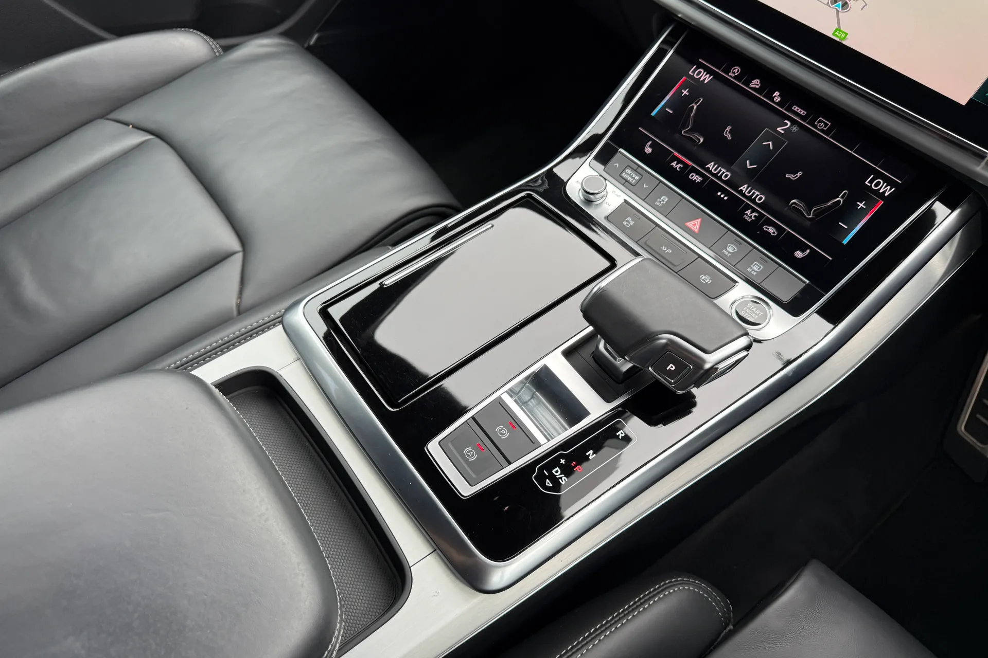 Audi Q7 thumbnail image number 47