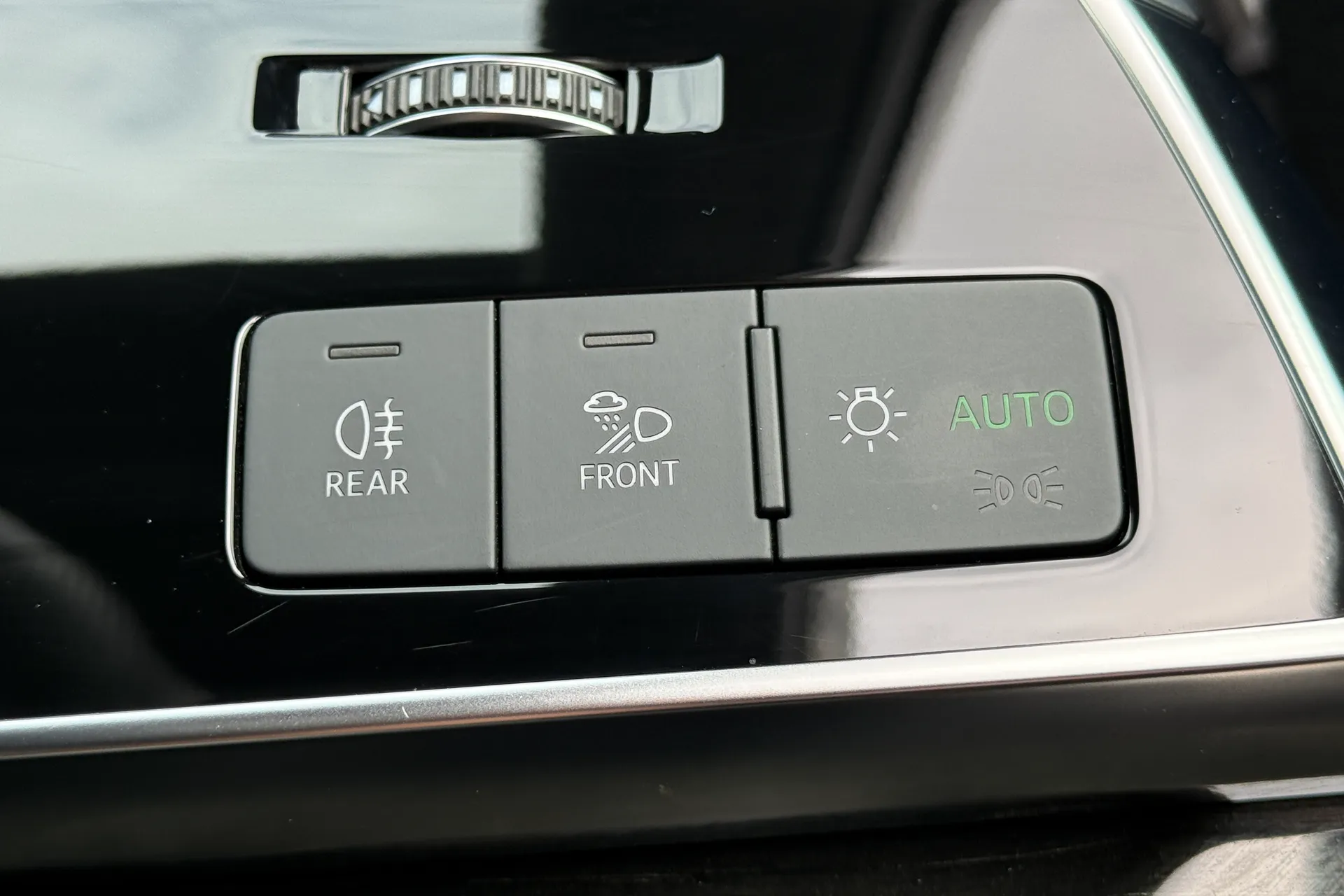 Audi Q7 thumbnail image number 29