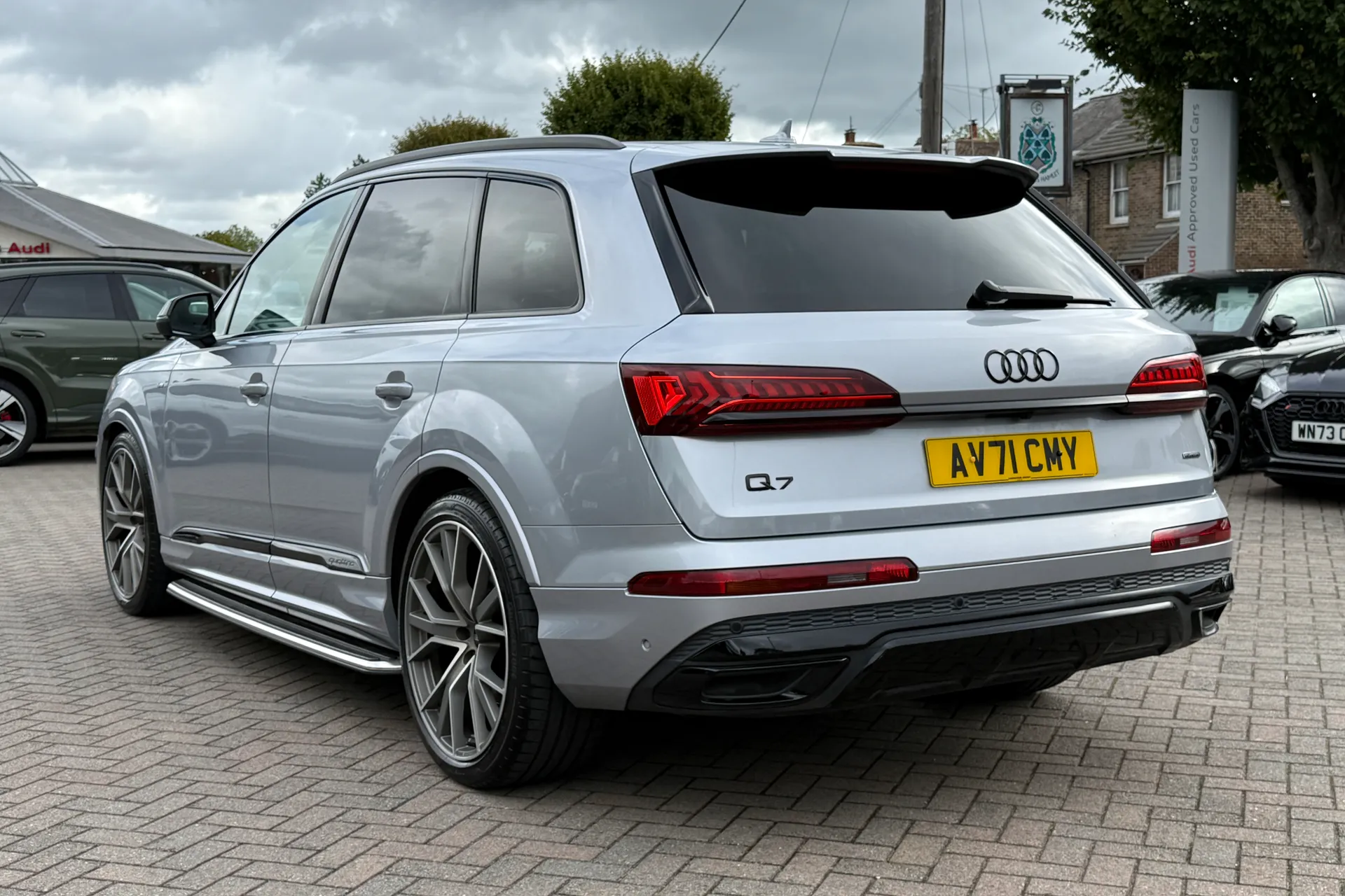 Audi Q7 thumbnail image number 43