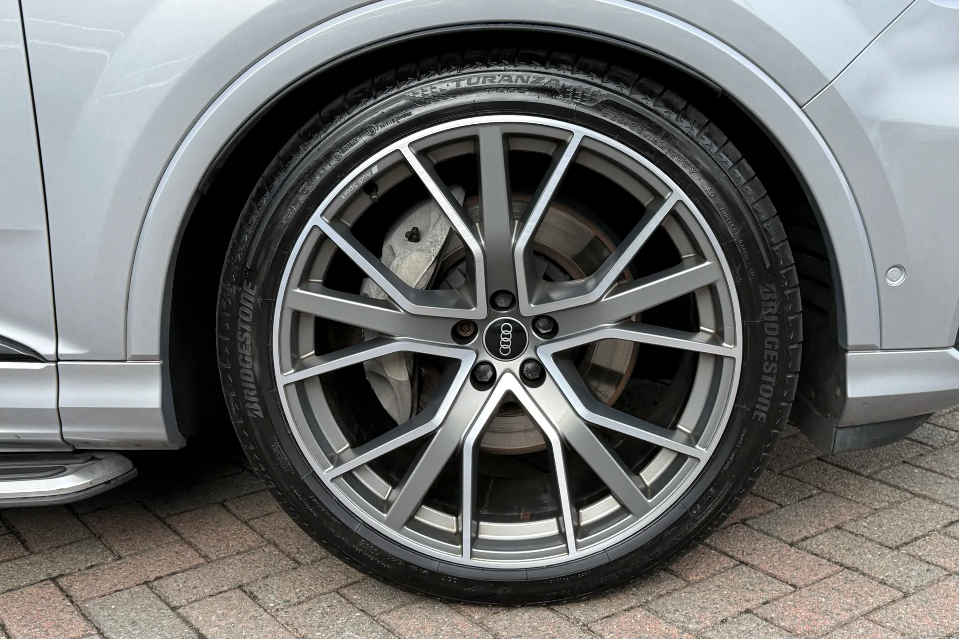 Audi Q7 thumbnail image number 59