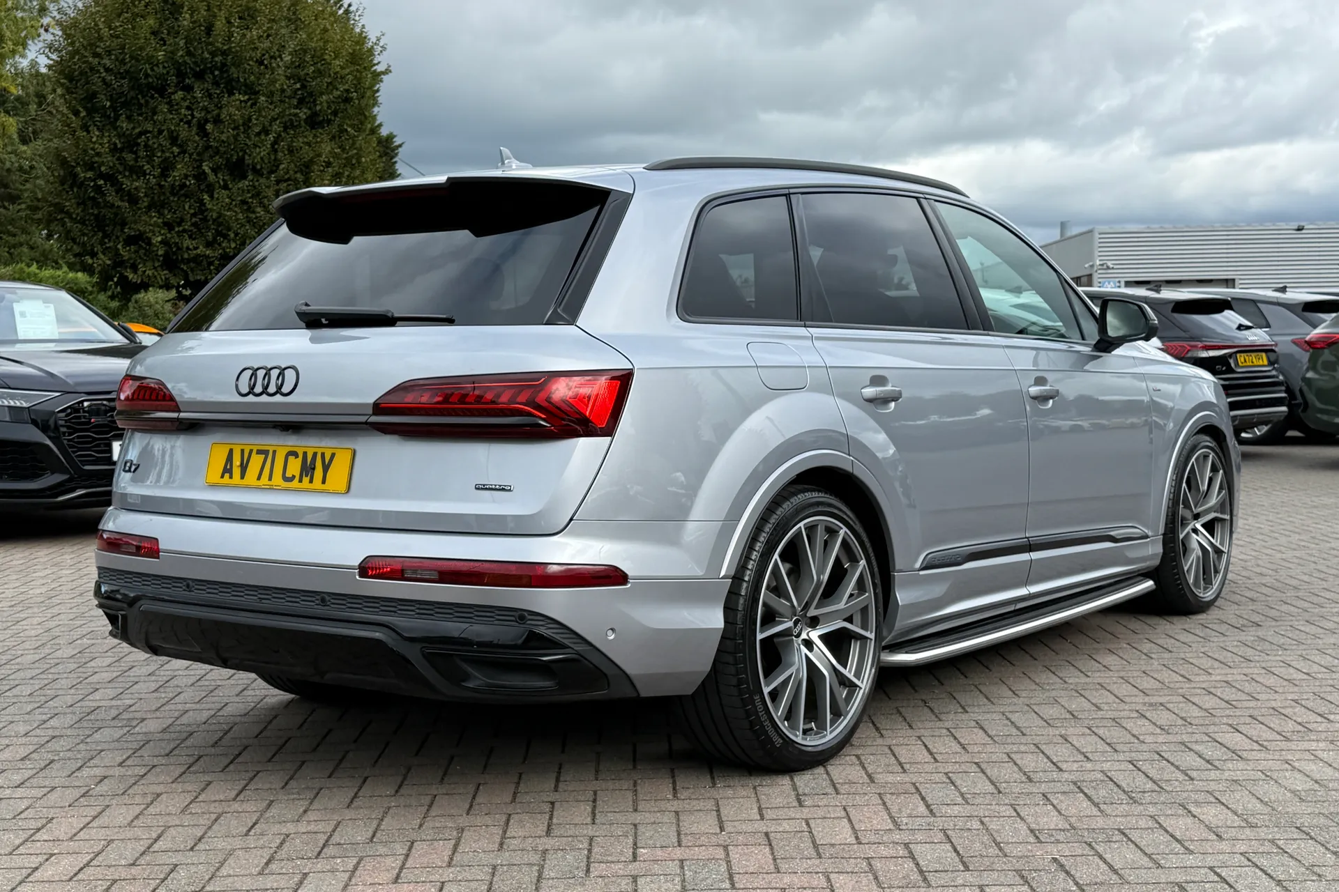 Audi Q7 thumbnail image number 41