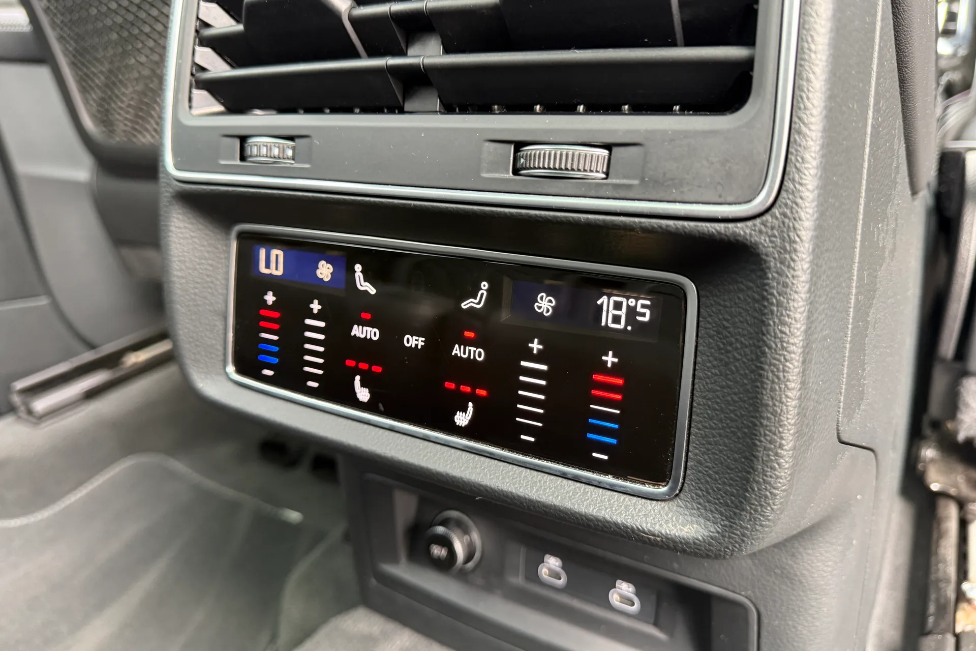 Audi Q7 thumbnail image number 58