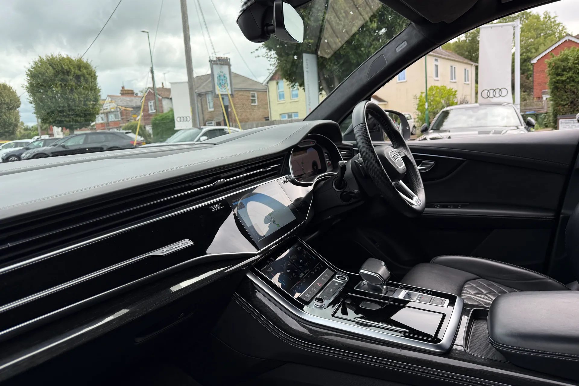 Audi Q7 thumbnail image number 35