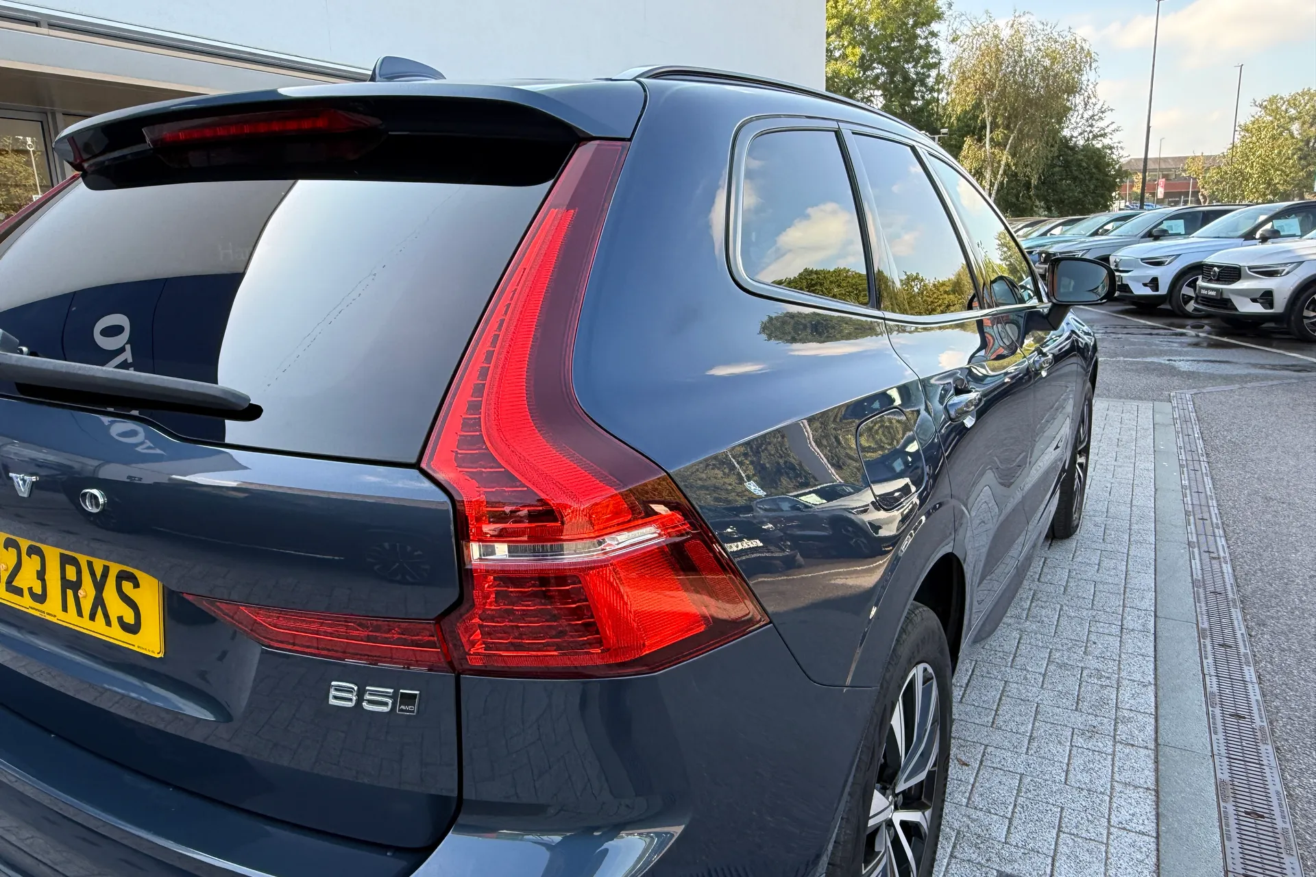 Volvo XC60 thumbnail image number 18