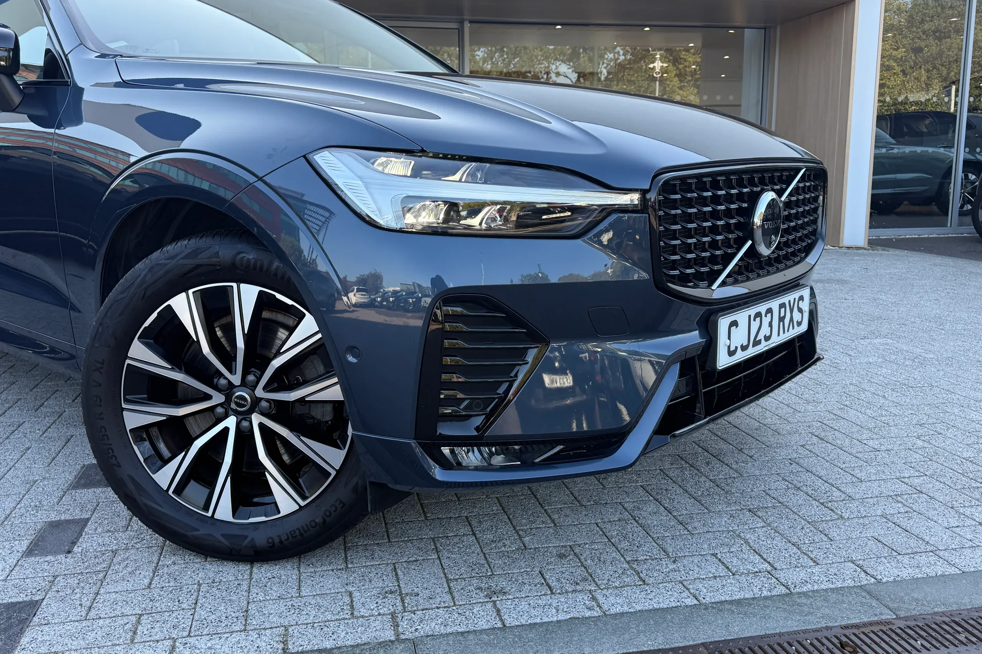 Volvo XC60 thumbnail image number 8