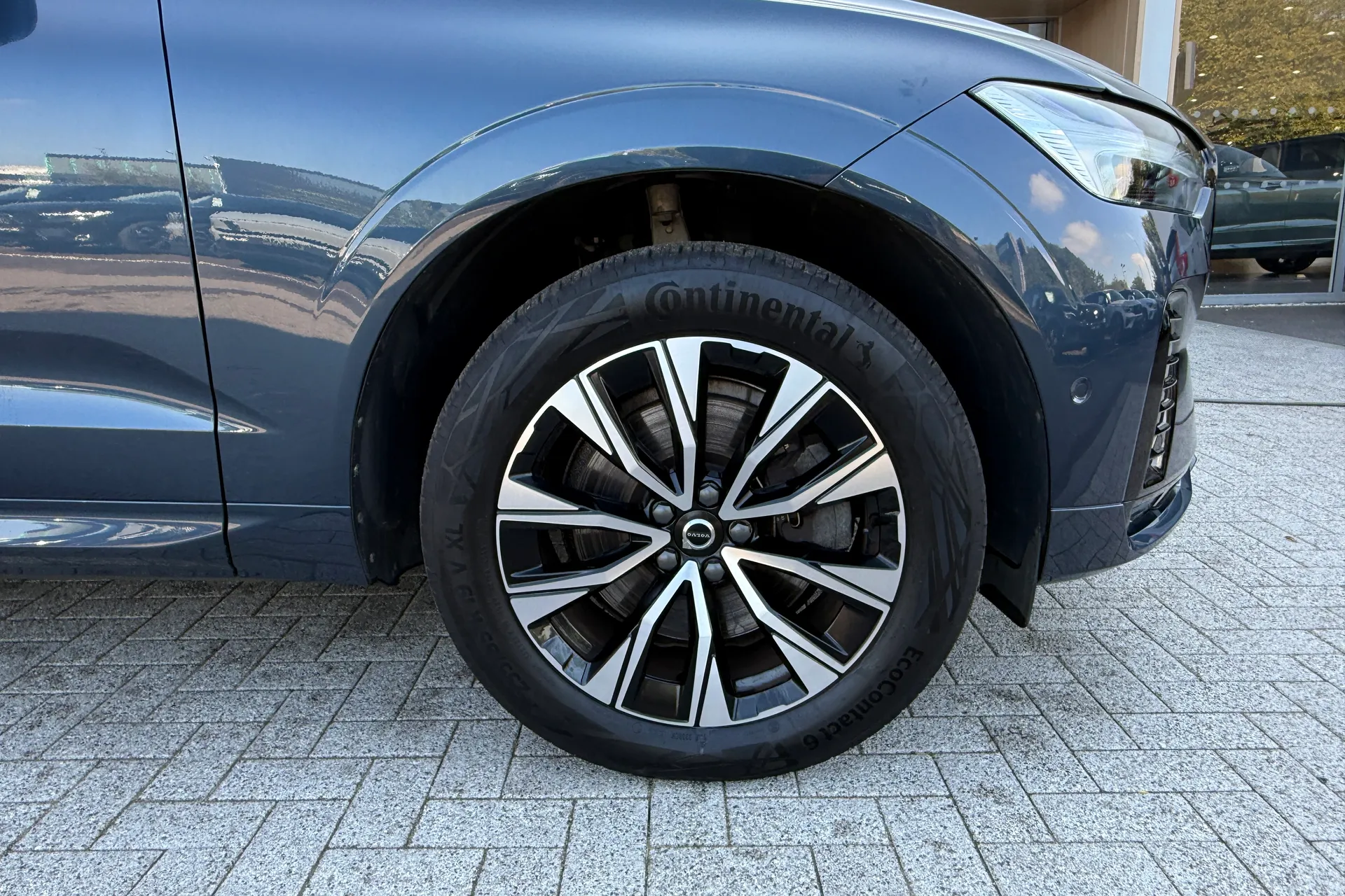 Volvo XC60 thumbnail image number 15