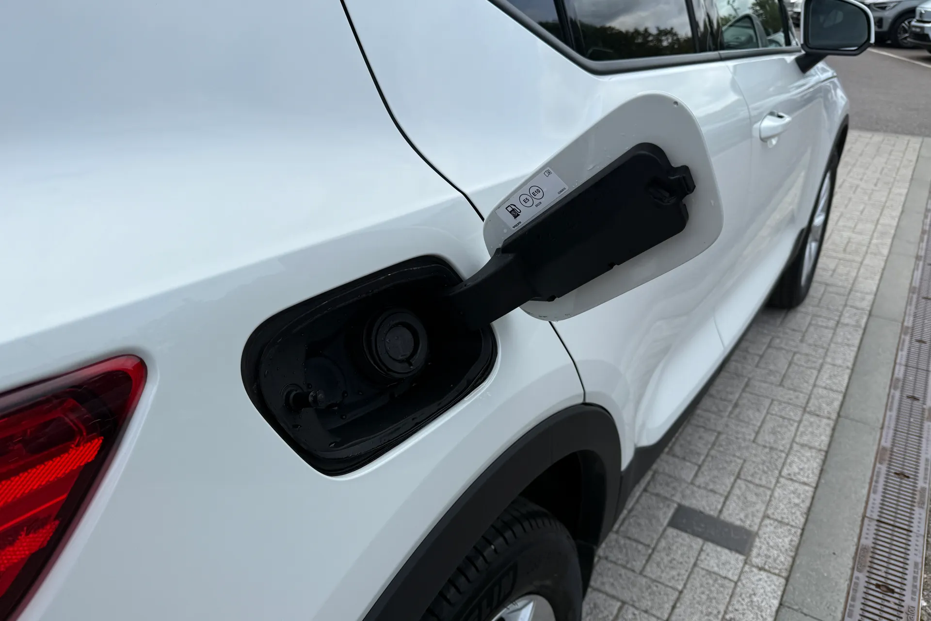 Volvo XC40 thumbnail image number 16