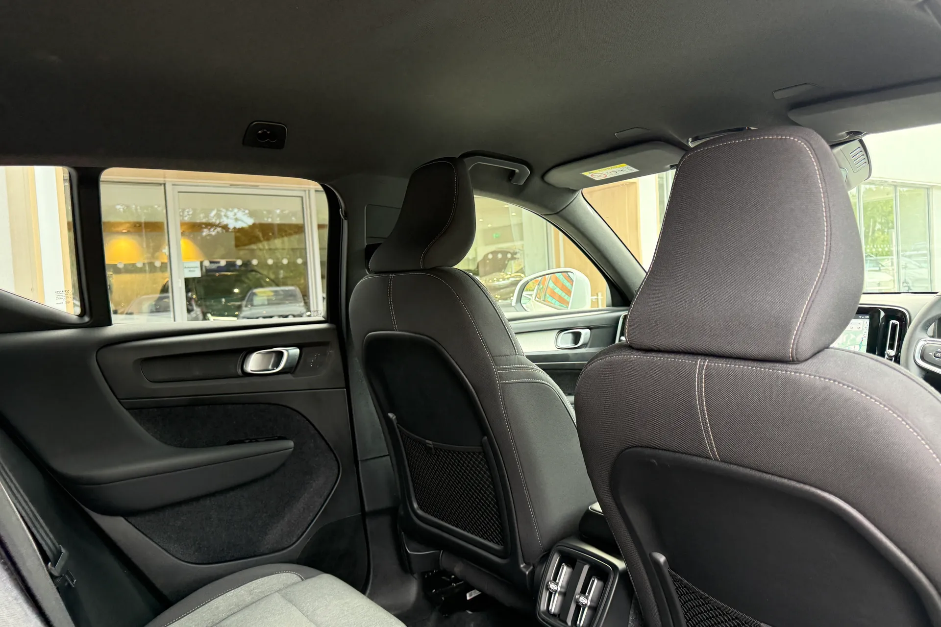 Volvo XC40 thumbnail image number 24