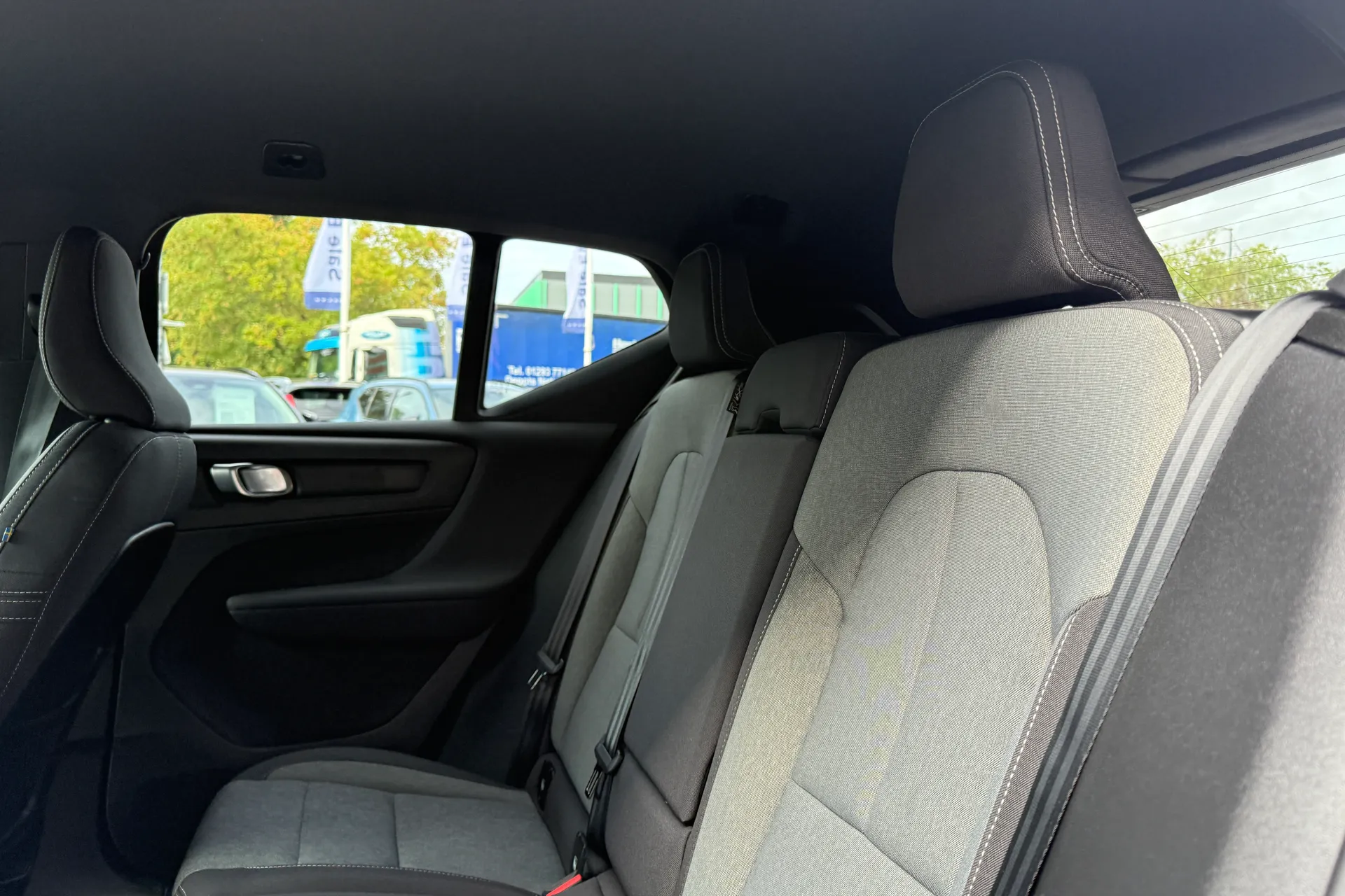 Volvo XC40 thumbnail image number 30