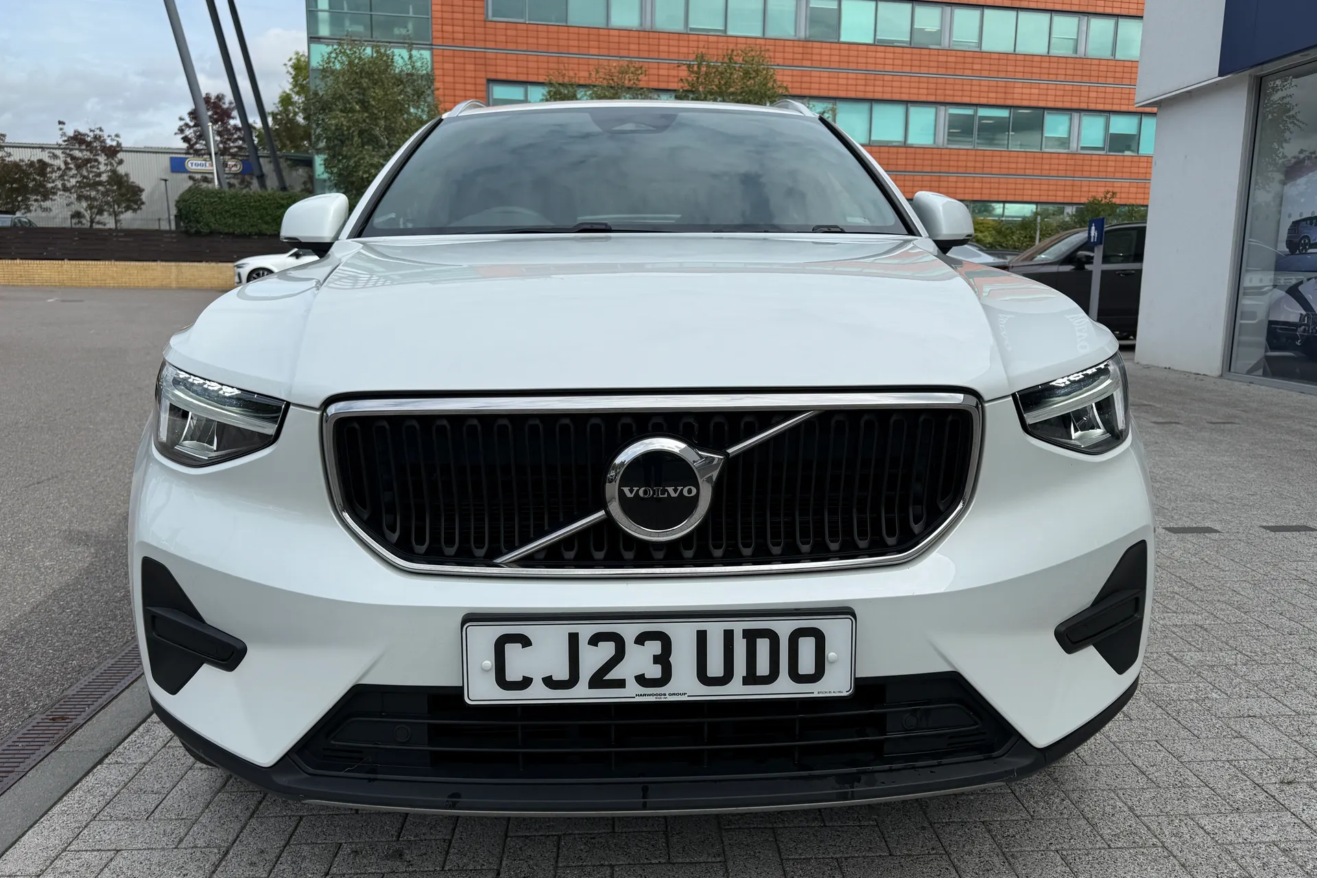 Volvo XC40 thumbnail image number 13