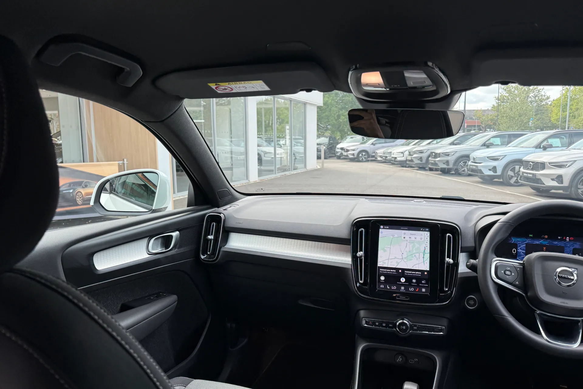 Volvo XC40 thumbnail image number 31