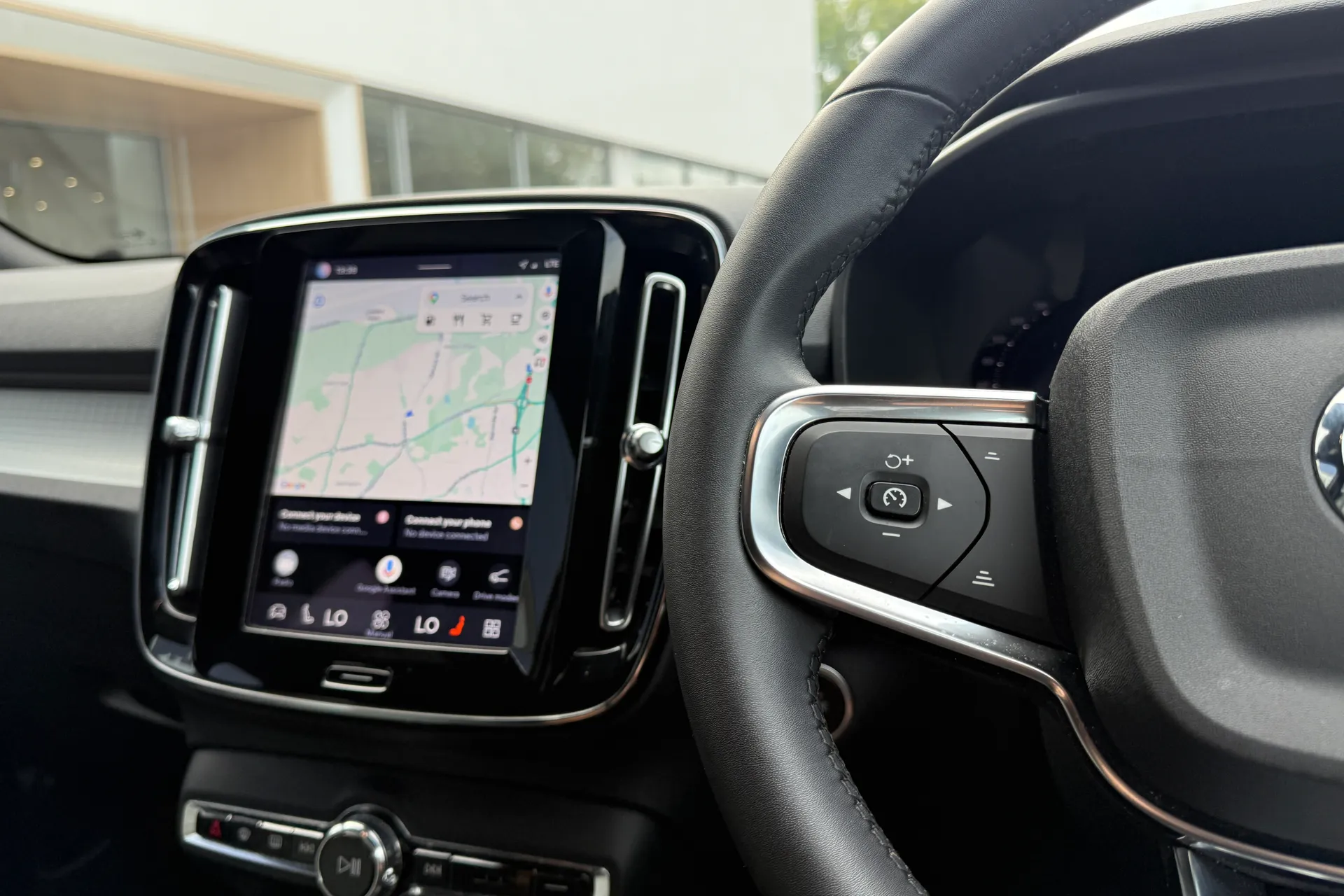 Volvo XC40 thumbnail image number 35